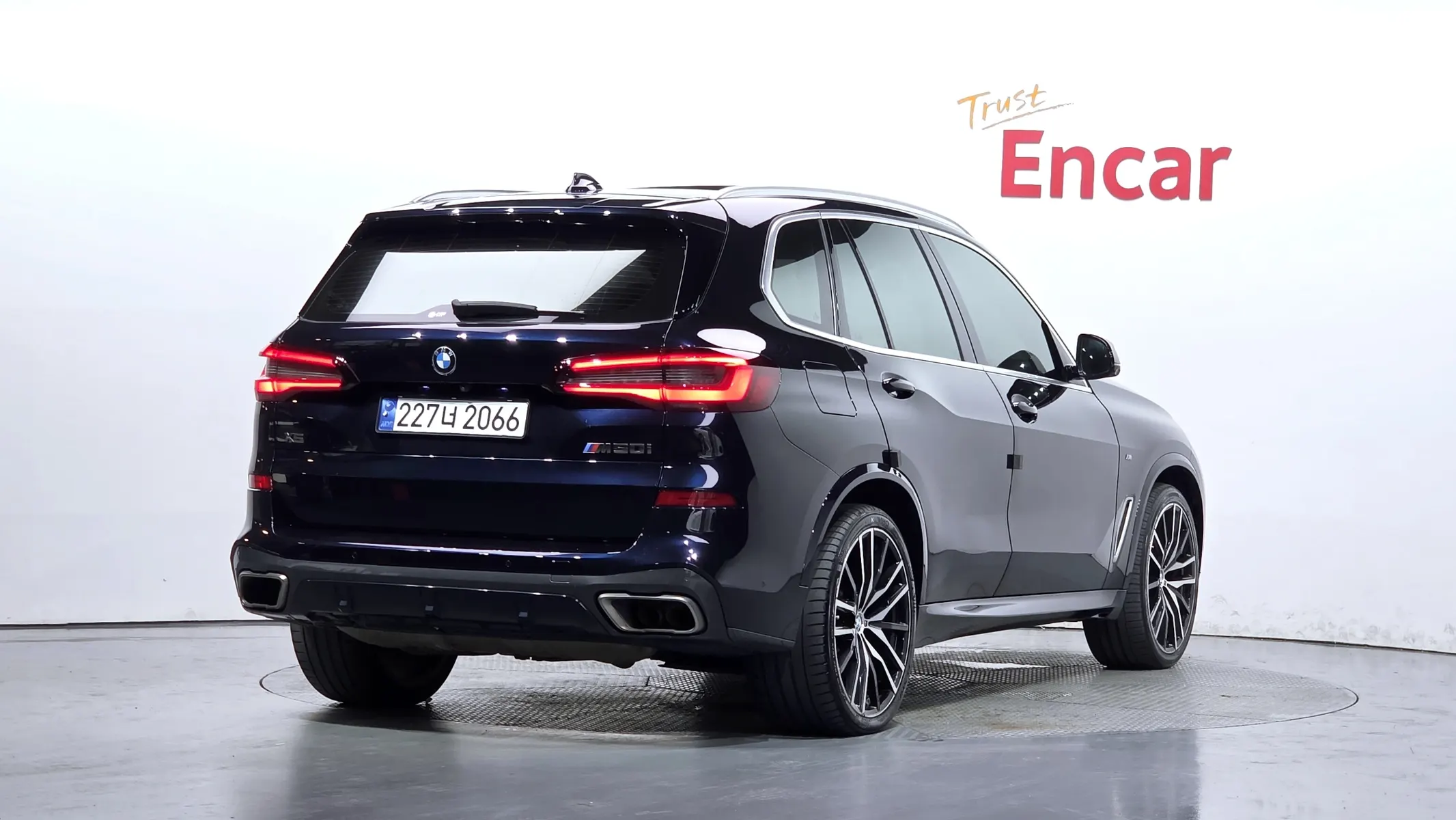BMW X5 (G05) M50i 2020 2/34