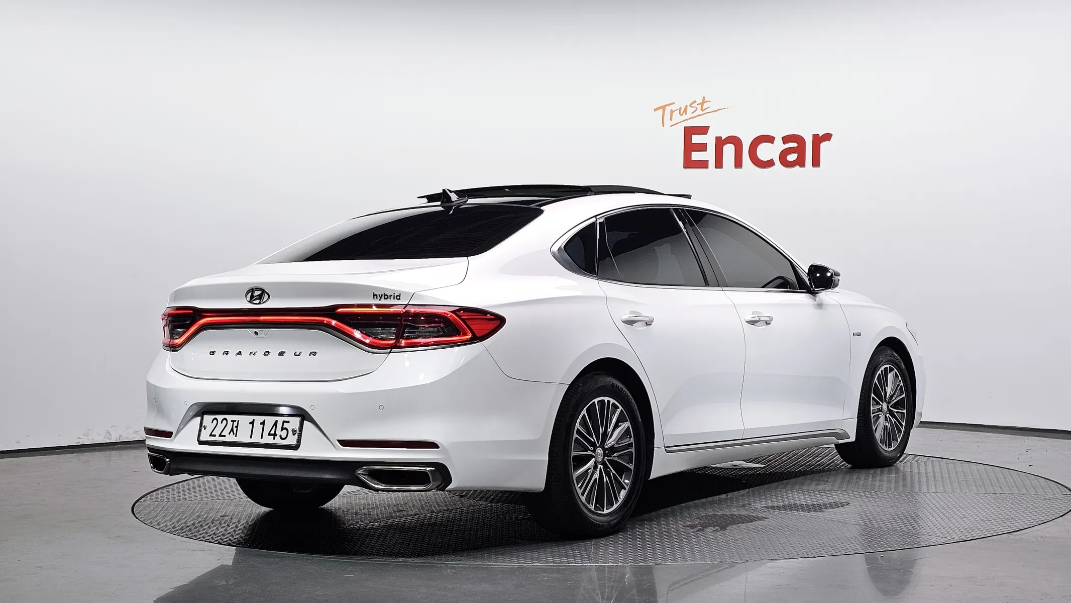 Hyundai IG 2017 2/32