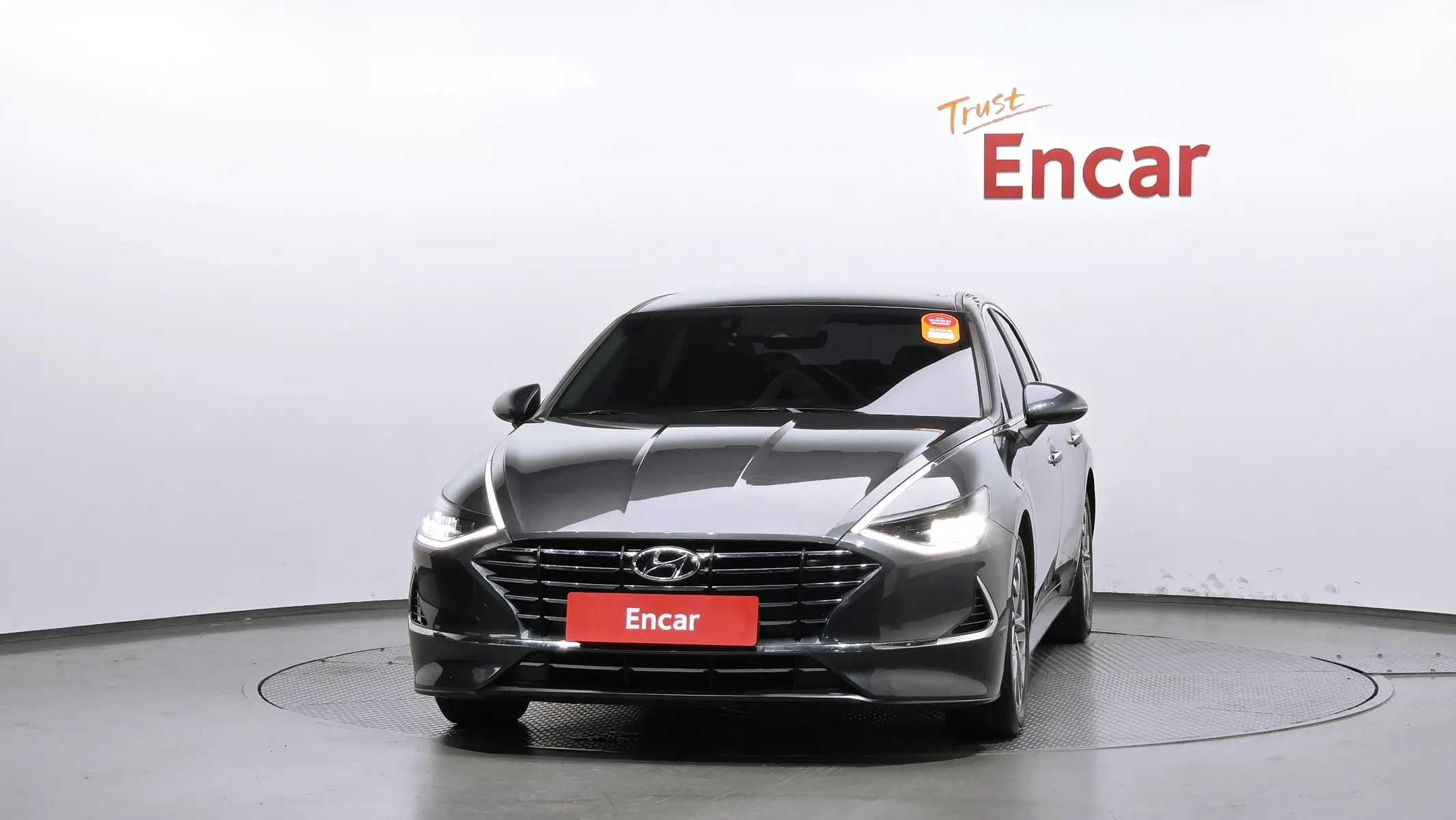 Hyundai (DN8) 2.0 2019 2/5