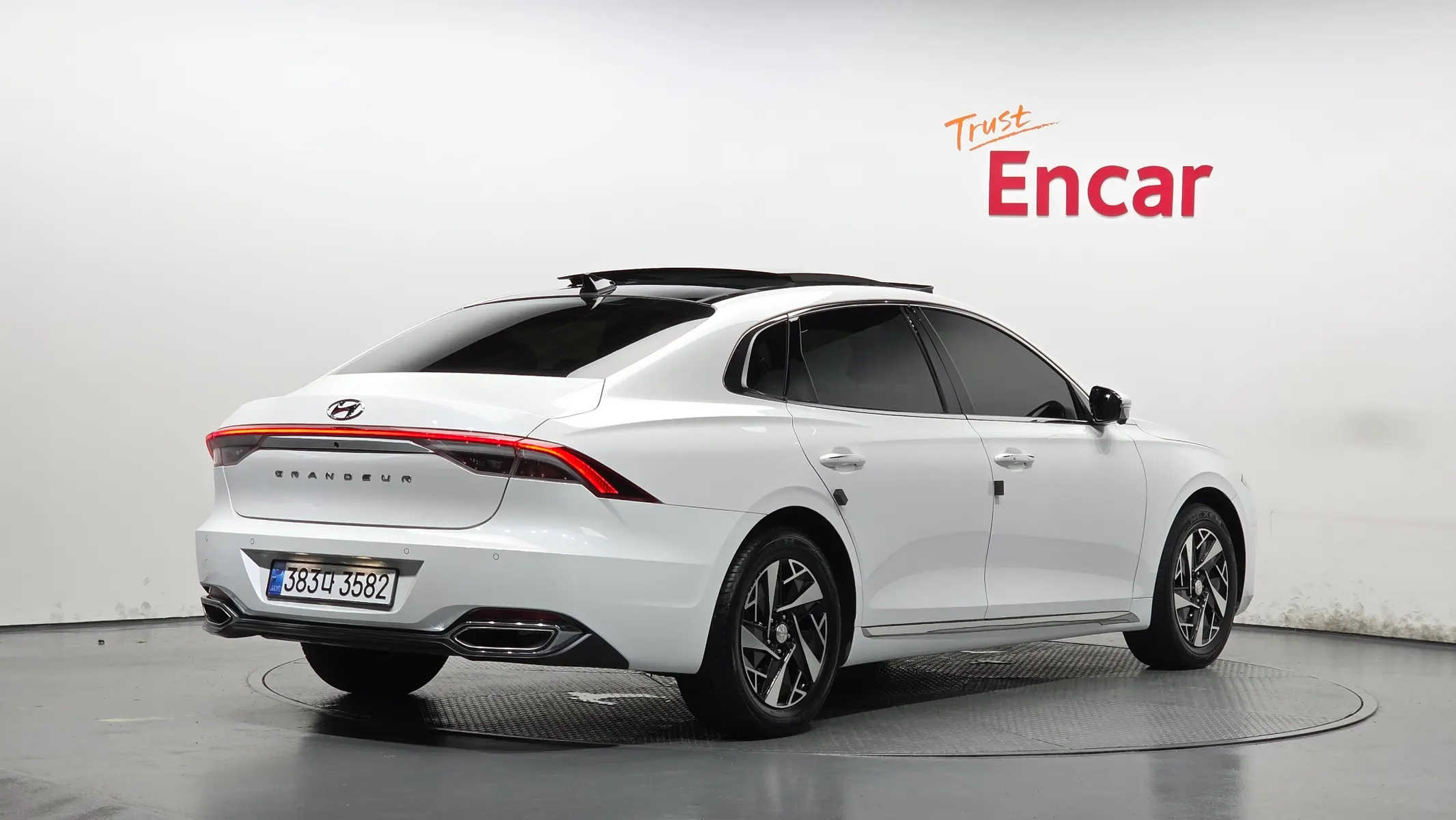 Hyundai IG 2022 2/40
