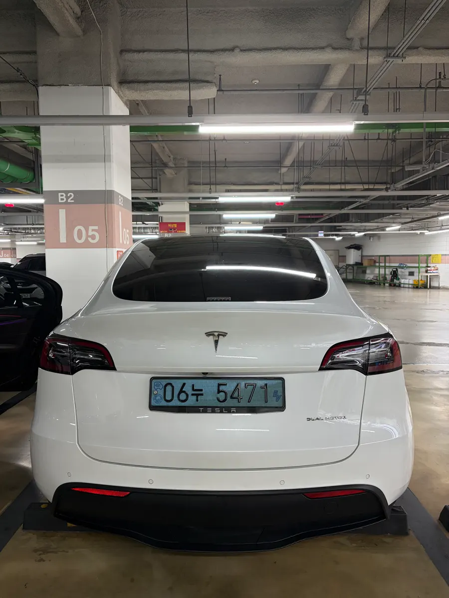 Tesla Y AWD 2022 2/20