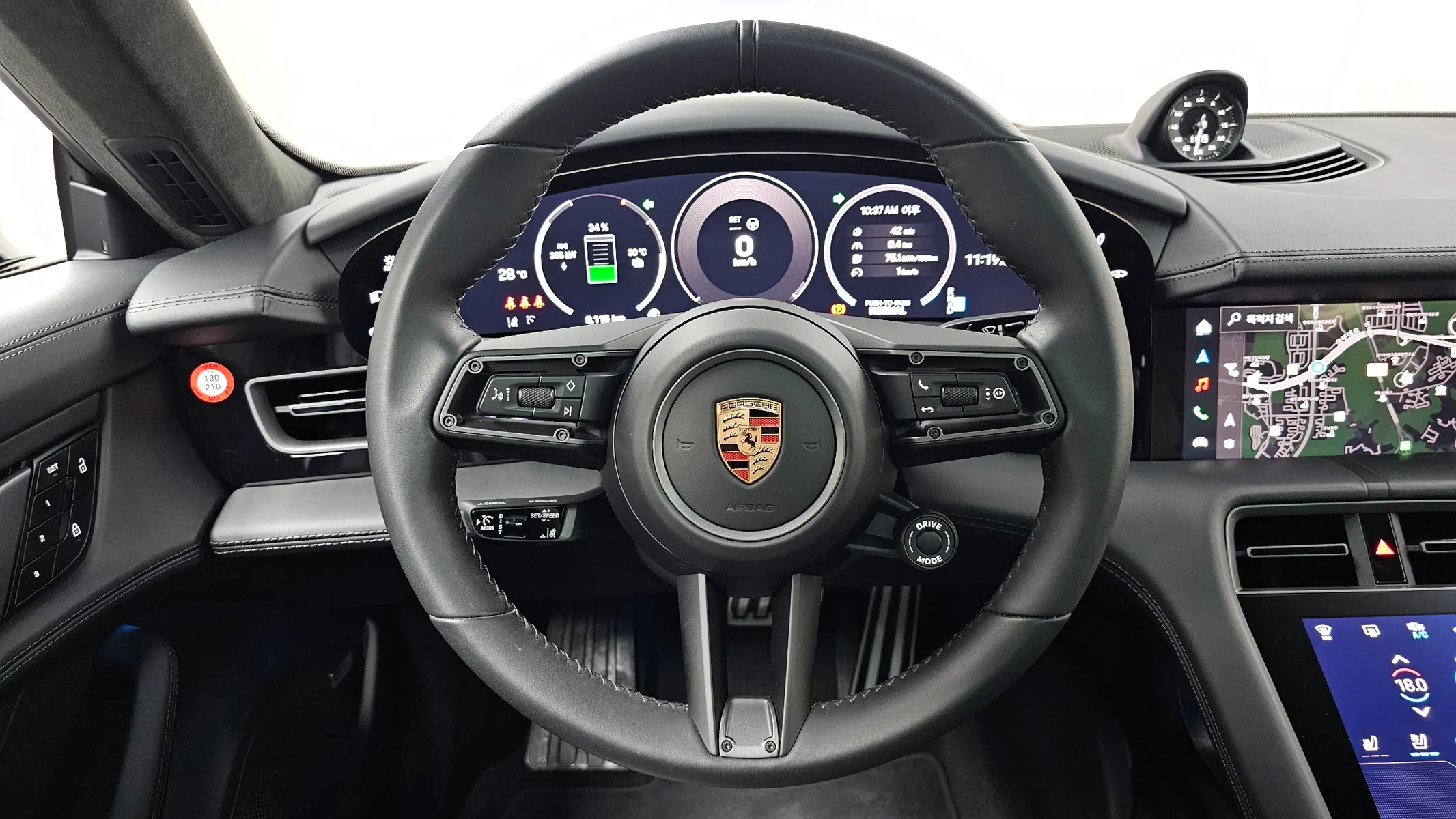 Porsche 타이칸 GTS 2026 32/33