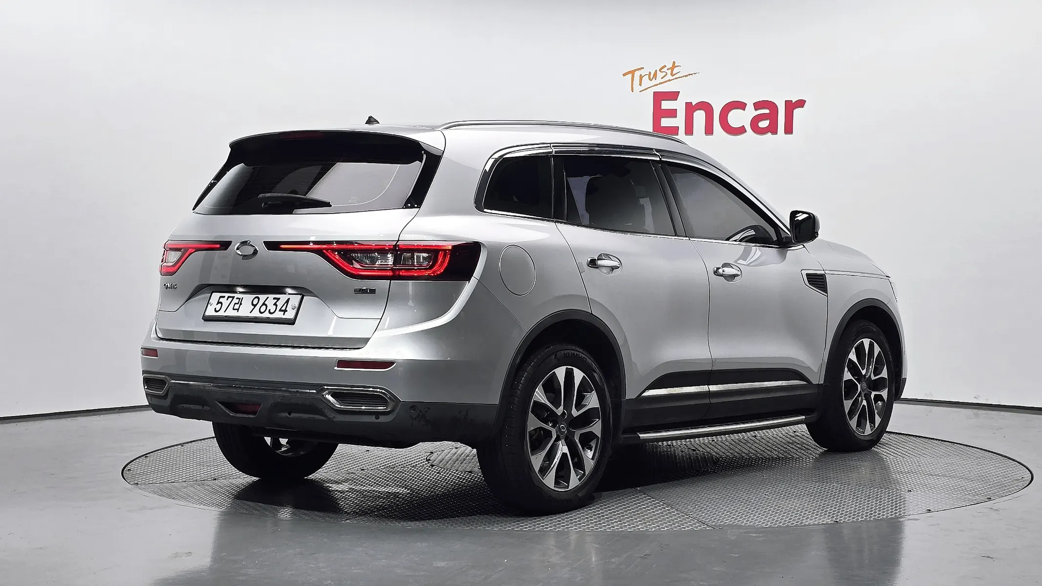 Renault Korea QM6 2WD RE 2017 2/32