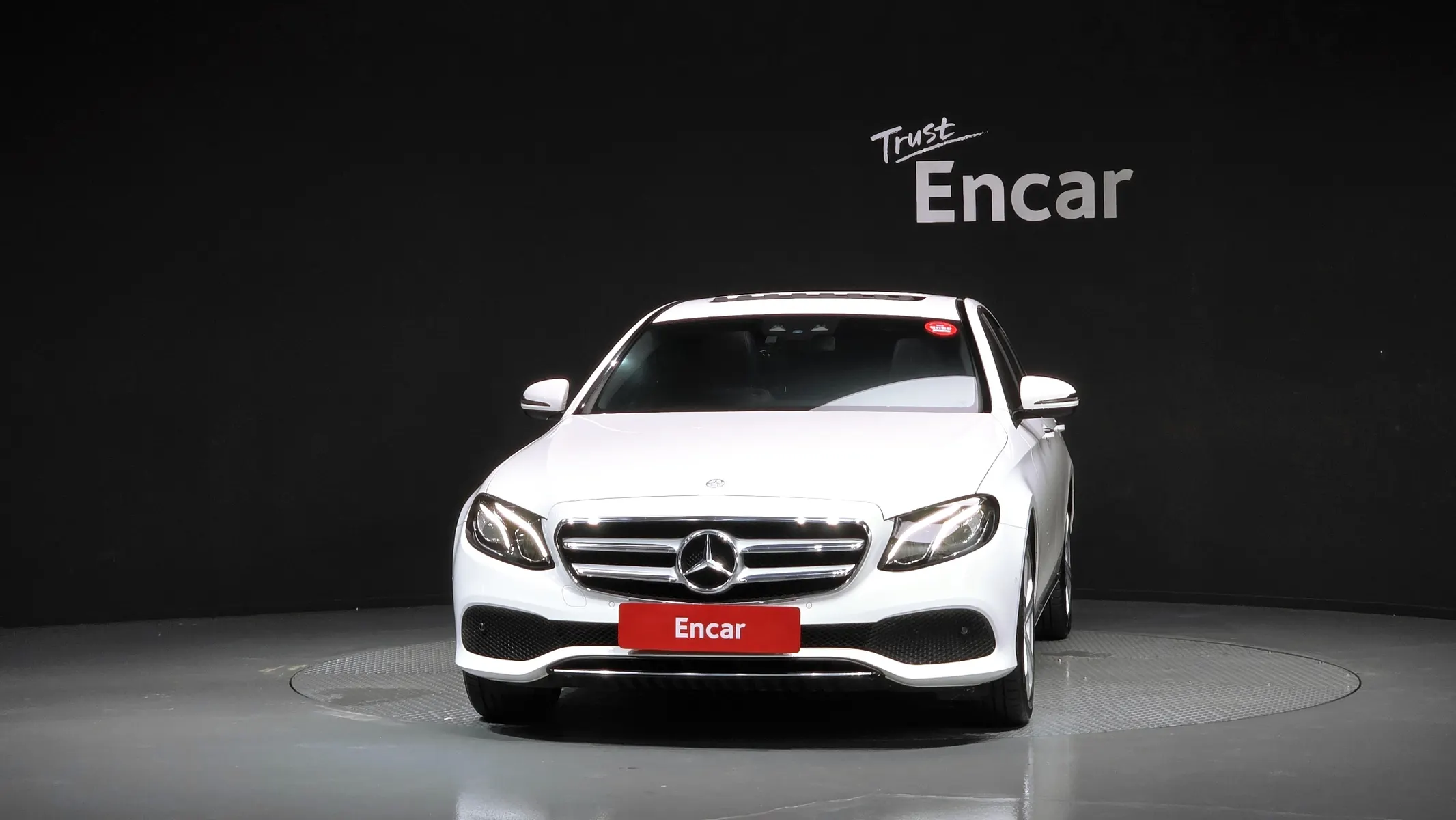 Mercedes-Benz E-Class W213 E200 2017 3/21