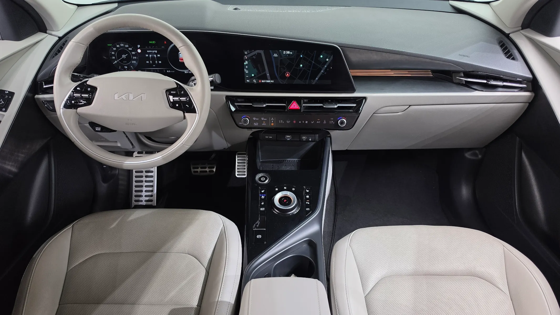 Kia EV 2022 4/5