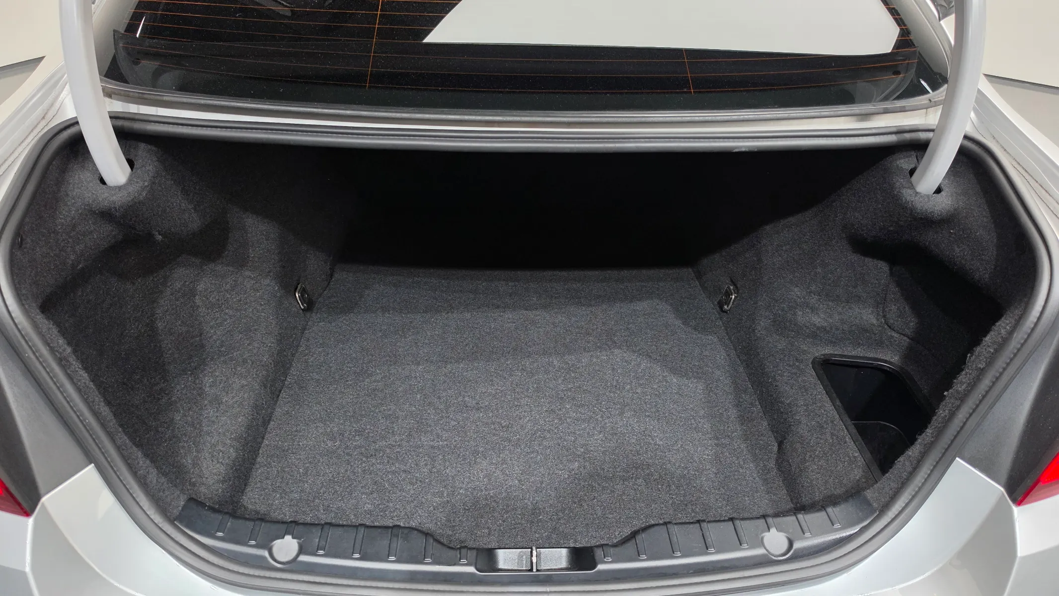 BMW 5 Series (F10) 520d 2014 20/21