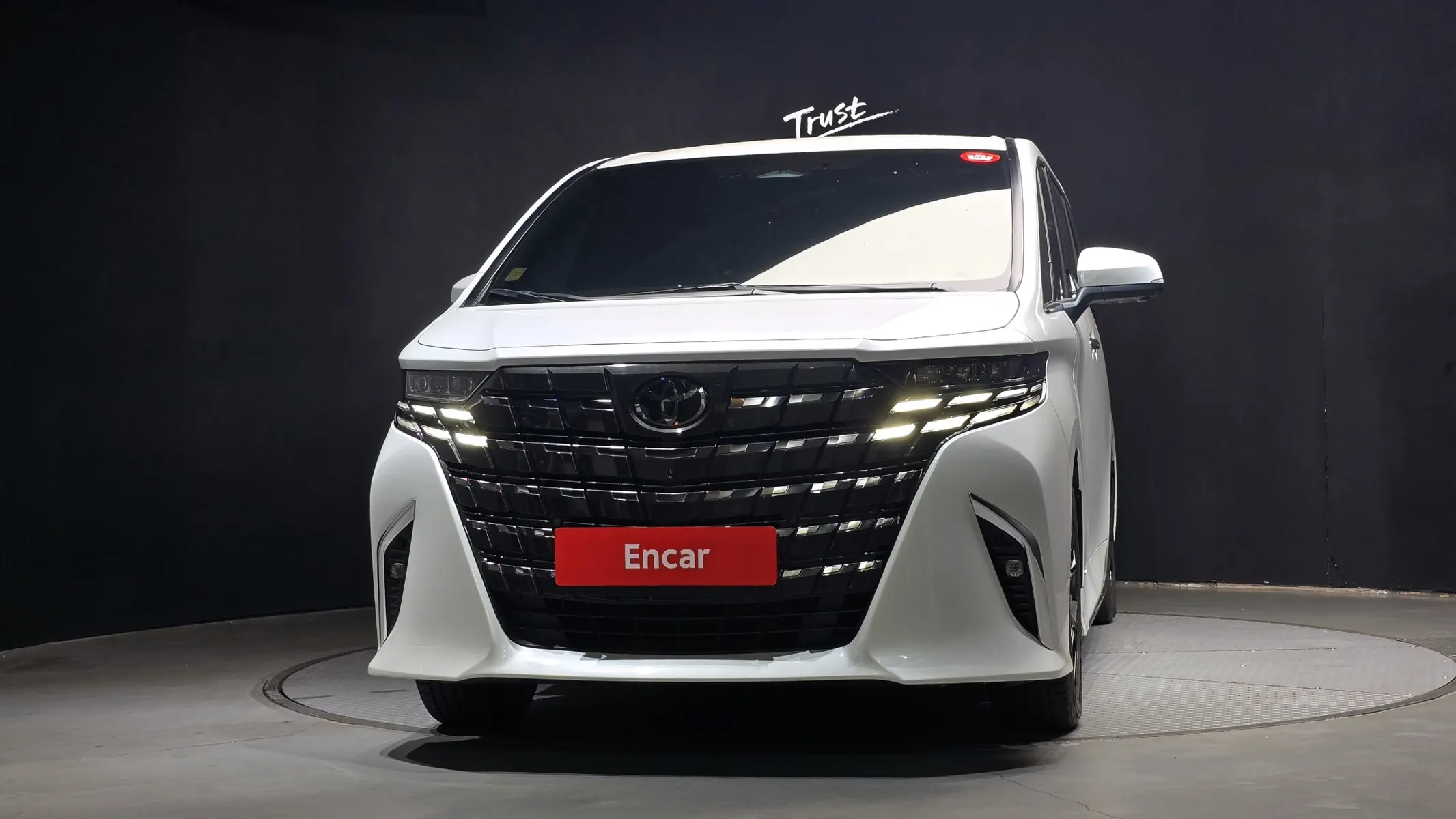 Toyota 4 2.5 HEV AWD 2024 2/5