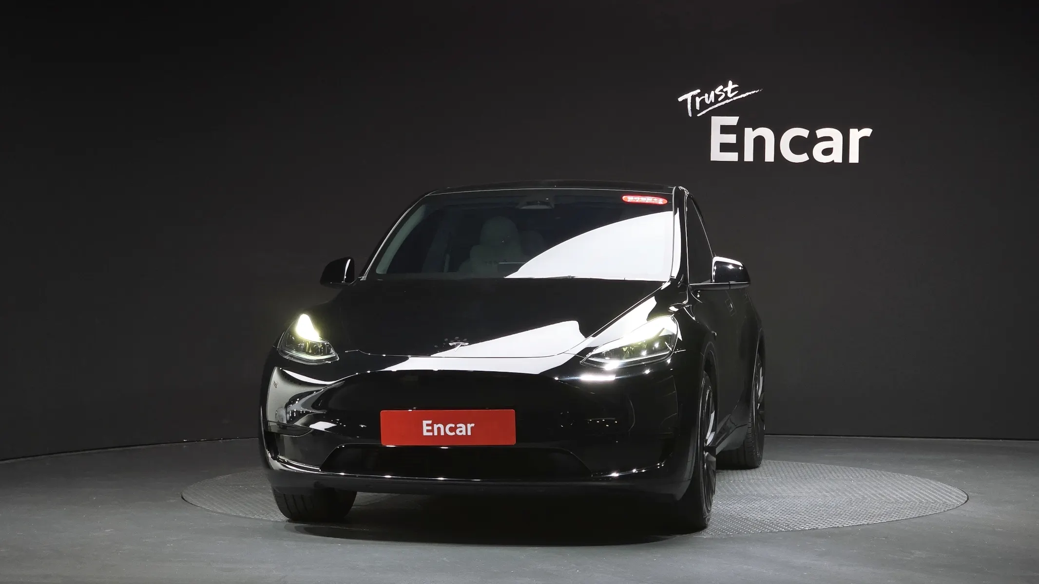 Tesla Y RWD 2023 2/5