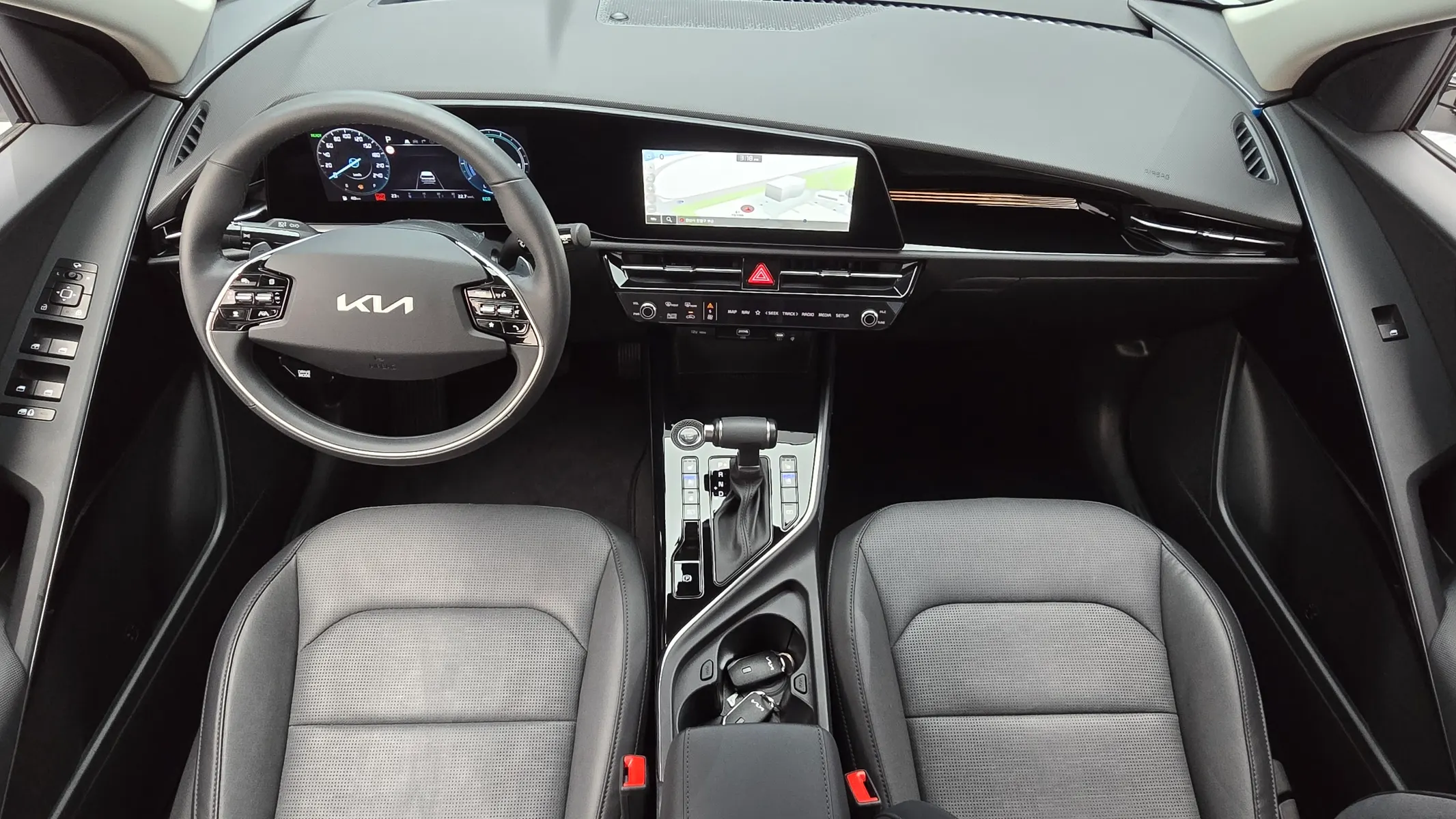 Kia 디 니로 2022 4/5
