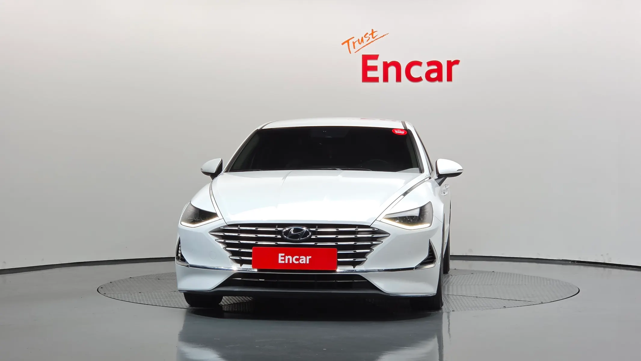 Hyundai (DN8) 2019 2/5