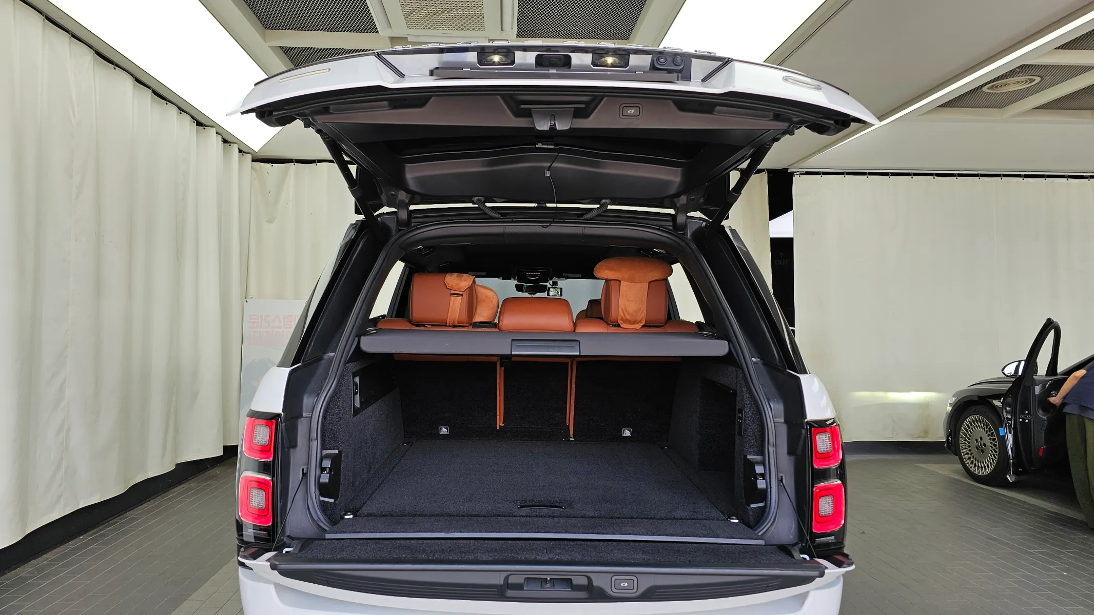 Land Rover 4 5.0 SC AB LWB 2017 20/21