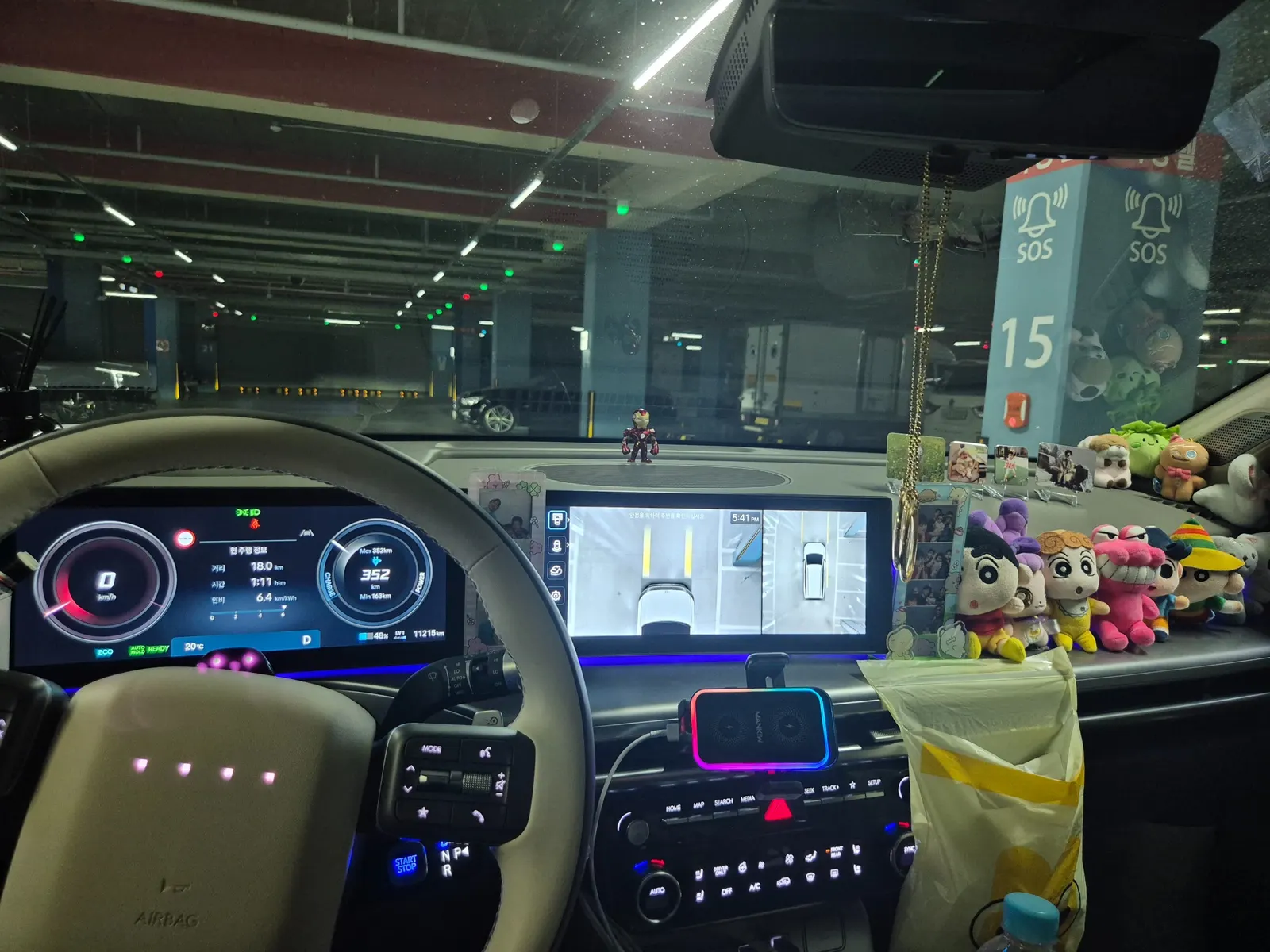 Hyundai 9 AWD 2025 12/13