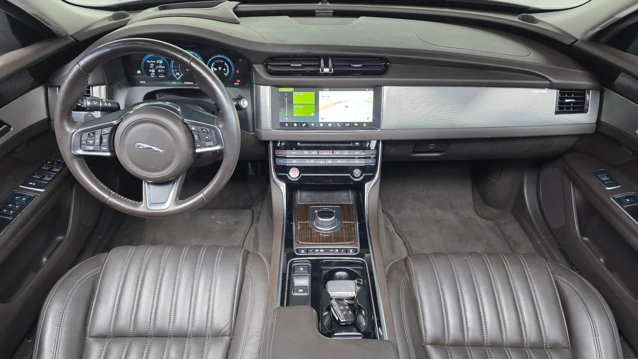 Jaguar XF (X260) 20d 2018 4/5