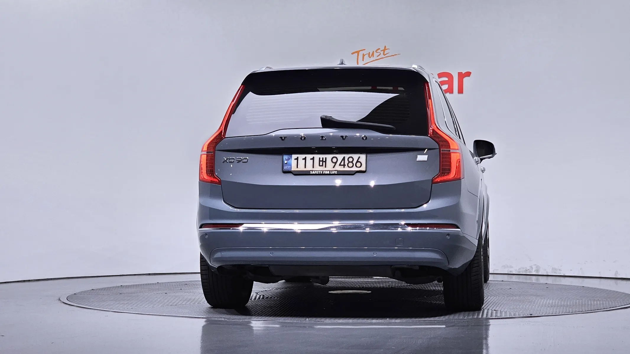Volvo XC90 2 T8 2023 3/5