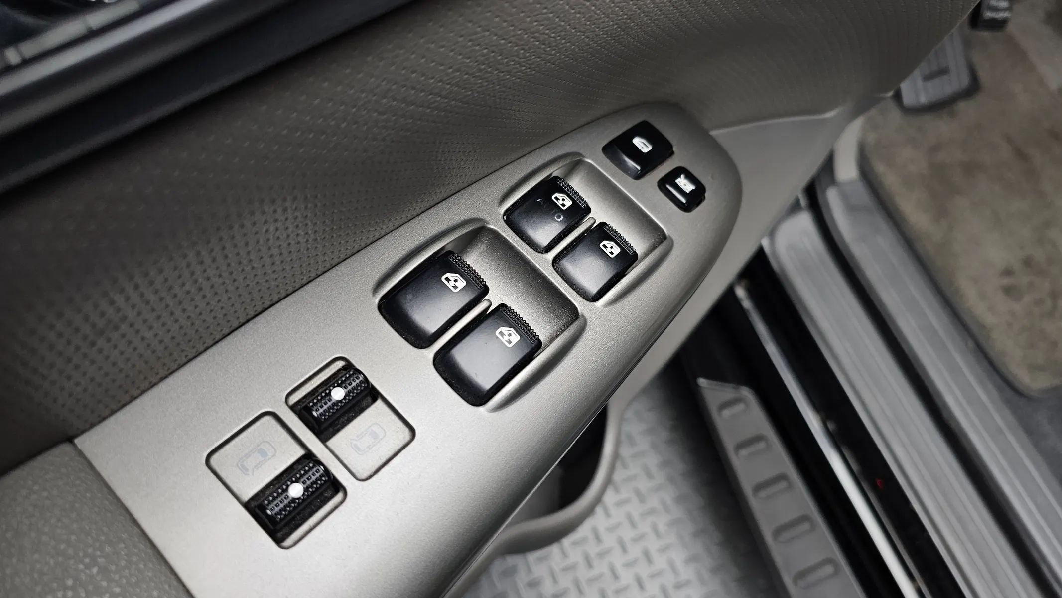Kia R GLX 2013 33/34