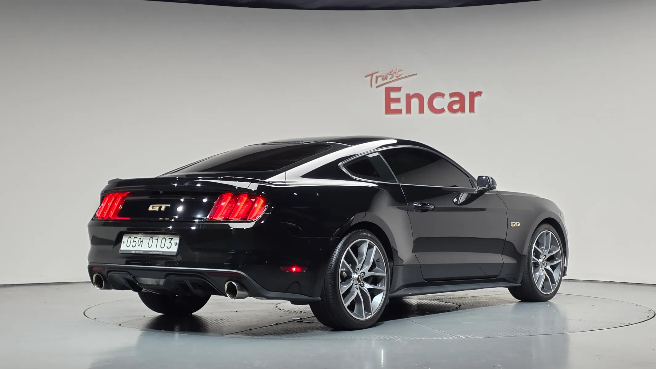 Ford 머스탱 GT 2015 2/33