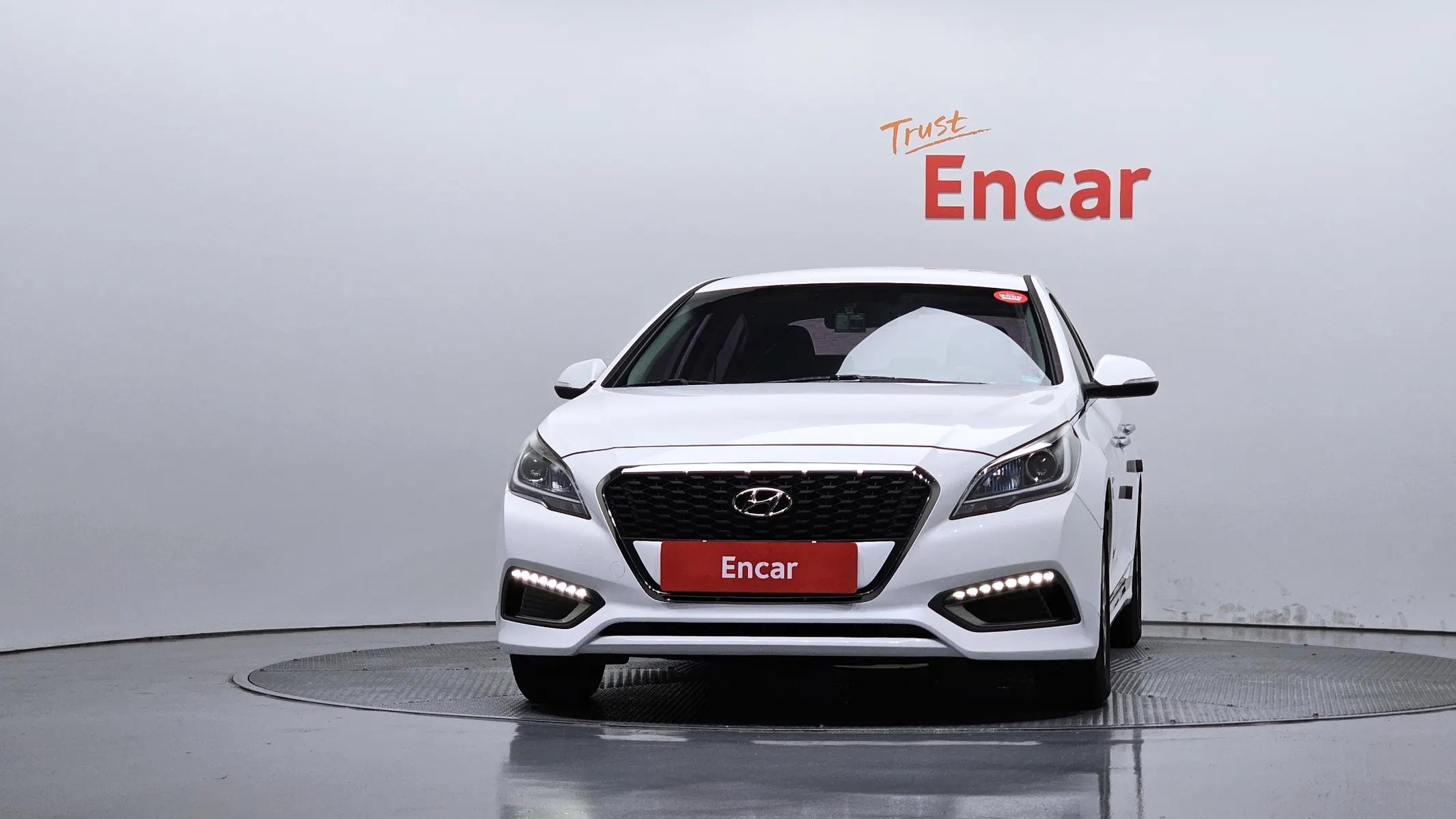 Hyundai LF 2.0 HEV 2016 3/32