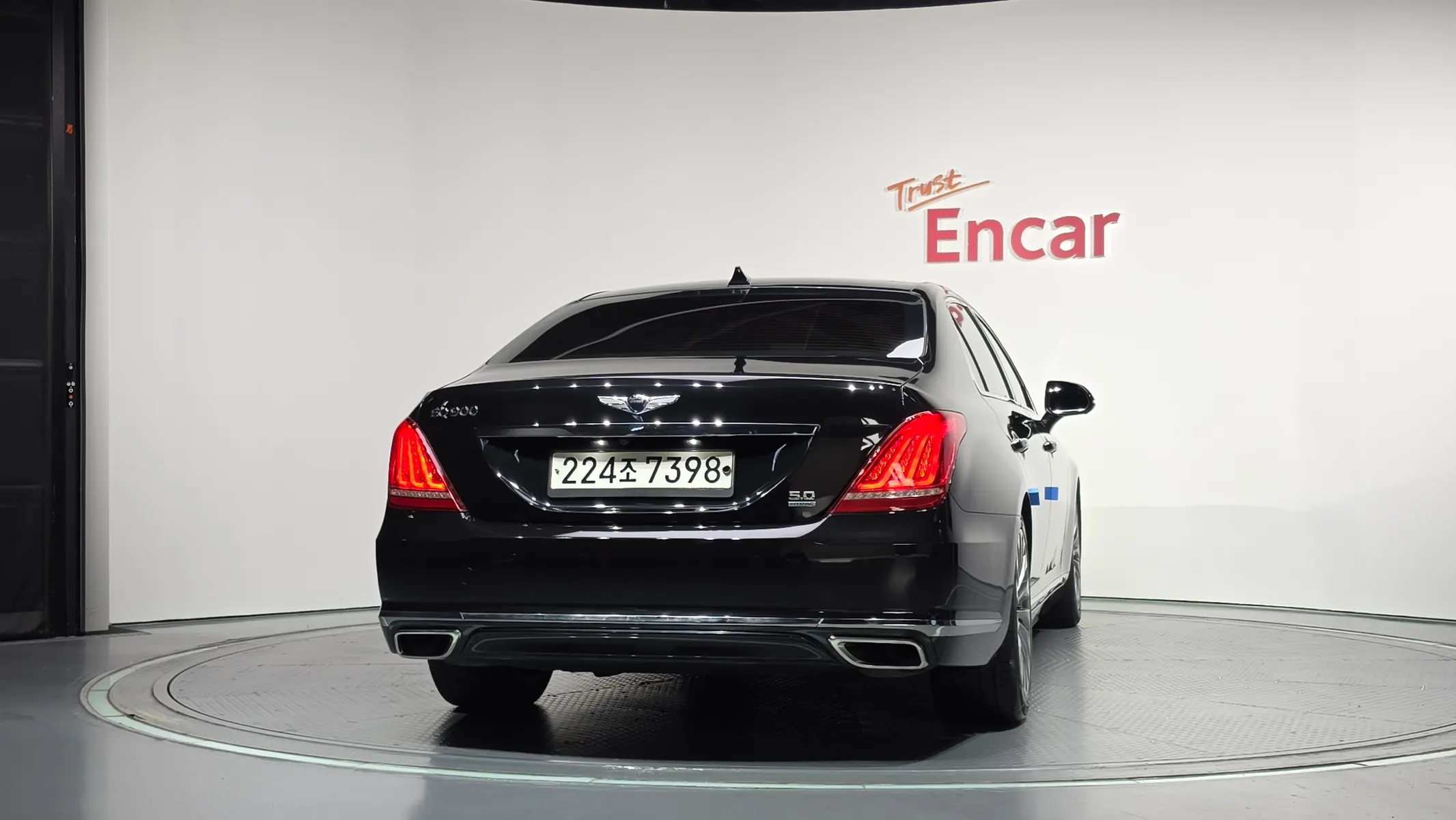 Genesis EQ900 5.0 GDI AWD 2018 3/5