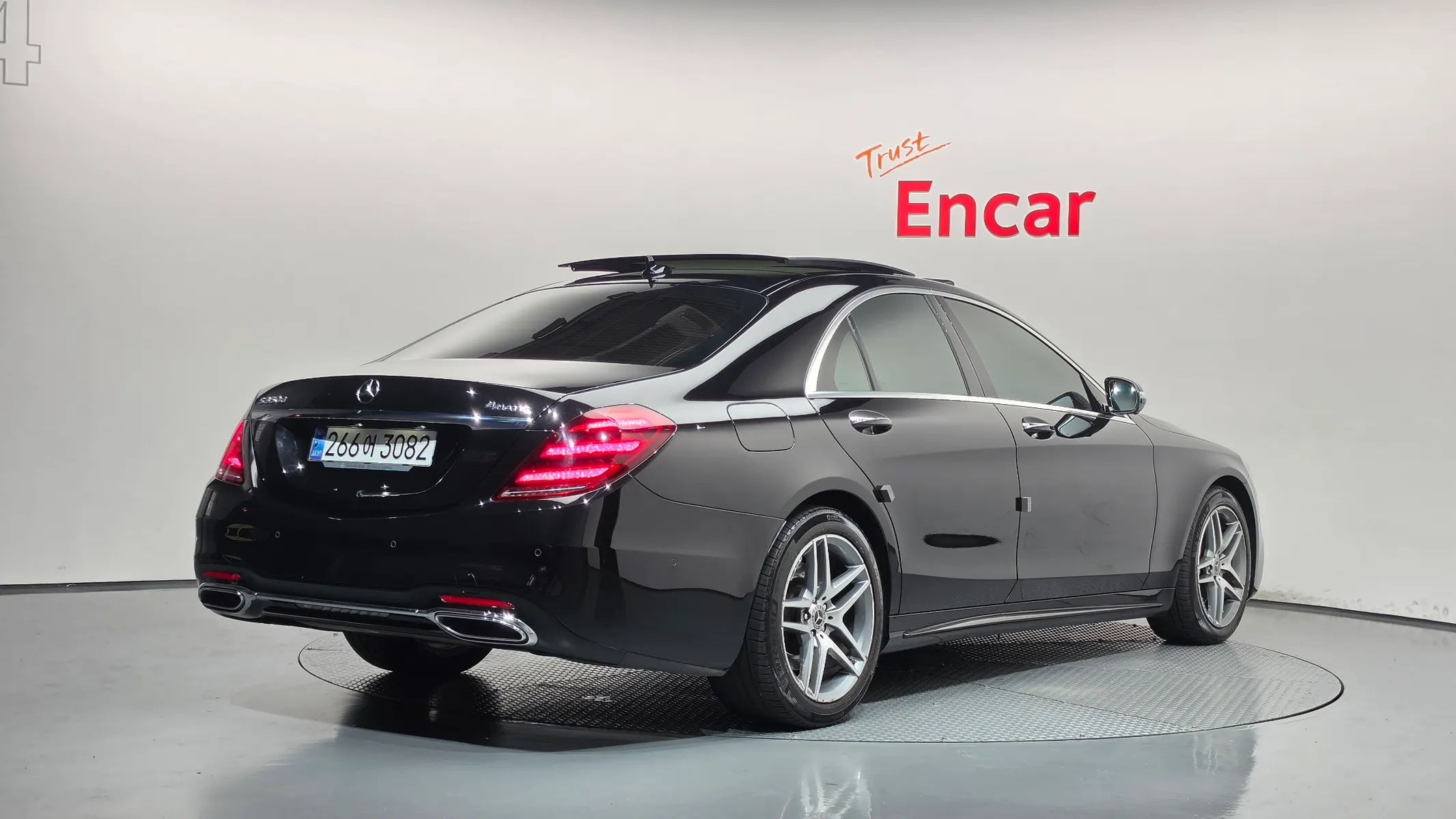 Mercedes-Benz S-Class W222 S350 d 4MATIC AMG Line 2020 2/37