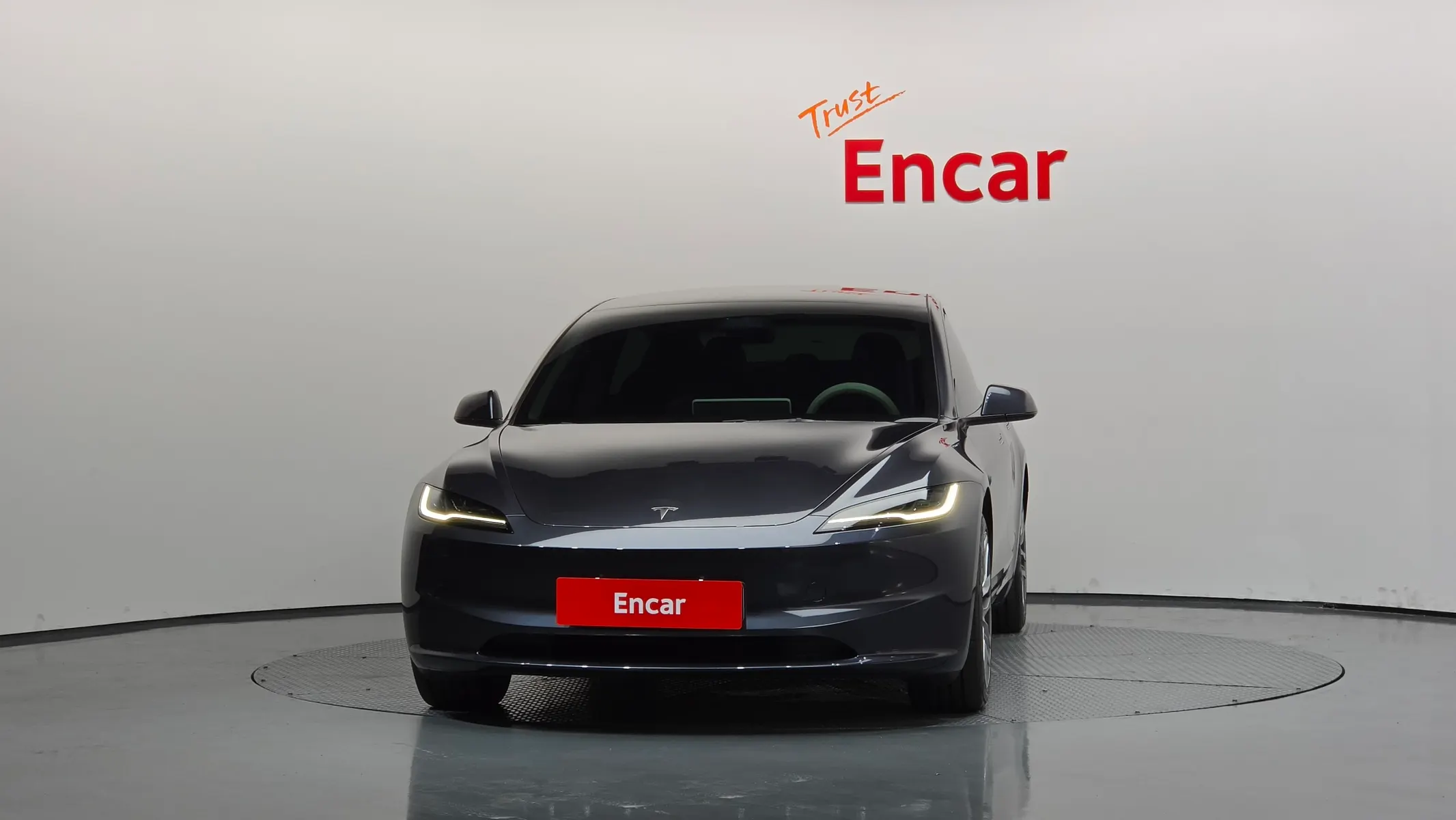 Tesla 3 AWD 2024 3/35