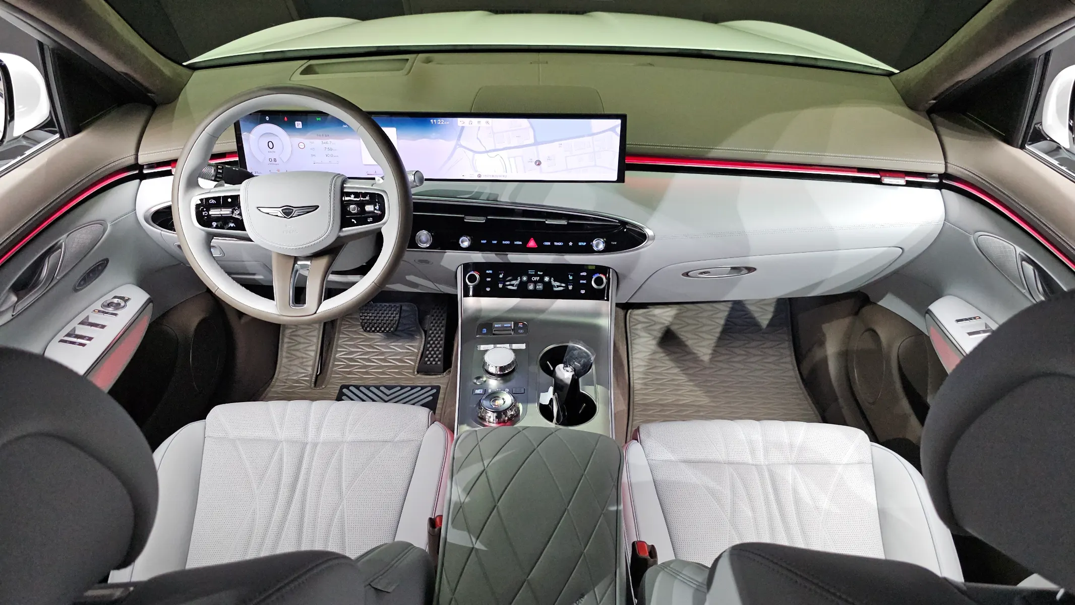 Genesis GV70 2.5T 2WD 2025 4/5