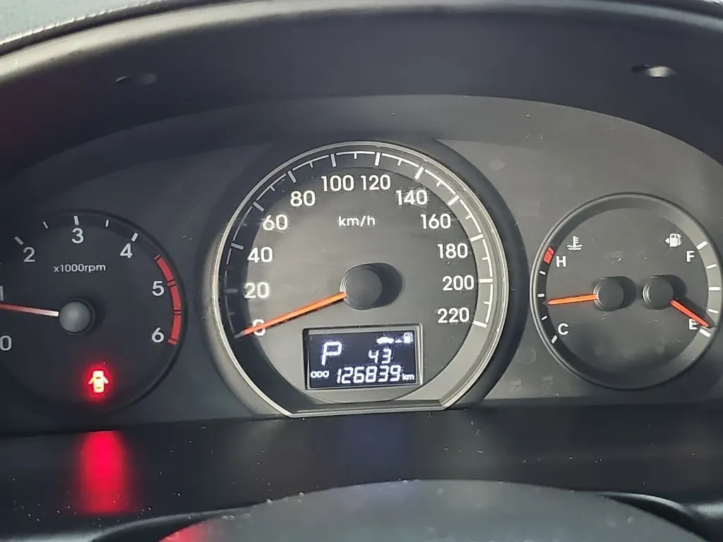 Hyundai Grand Starex 5 2016 4/5