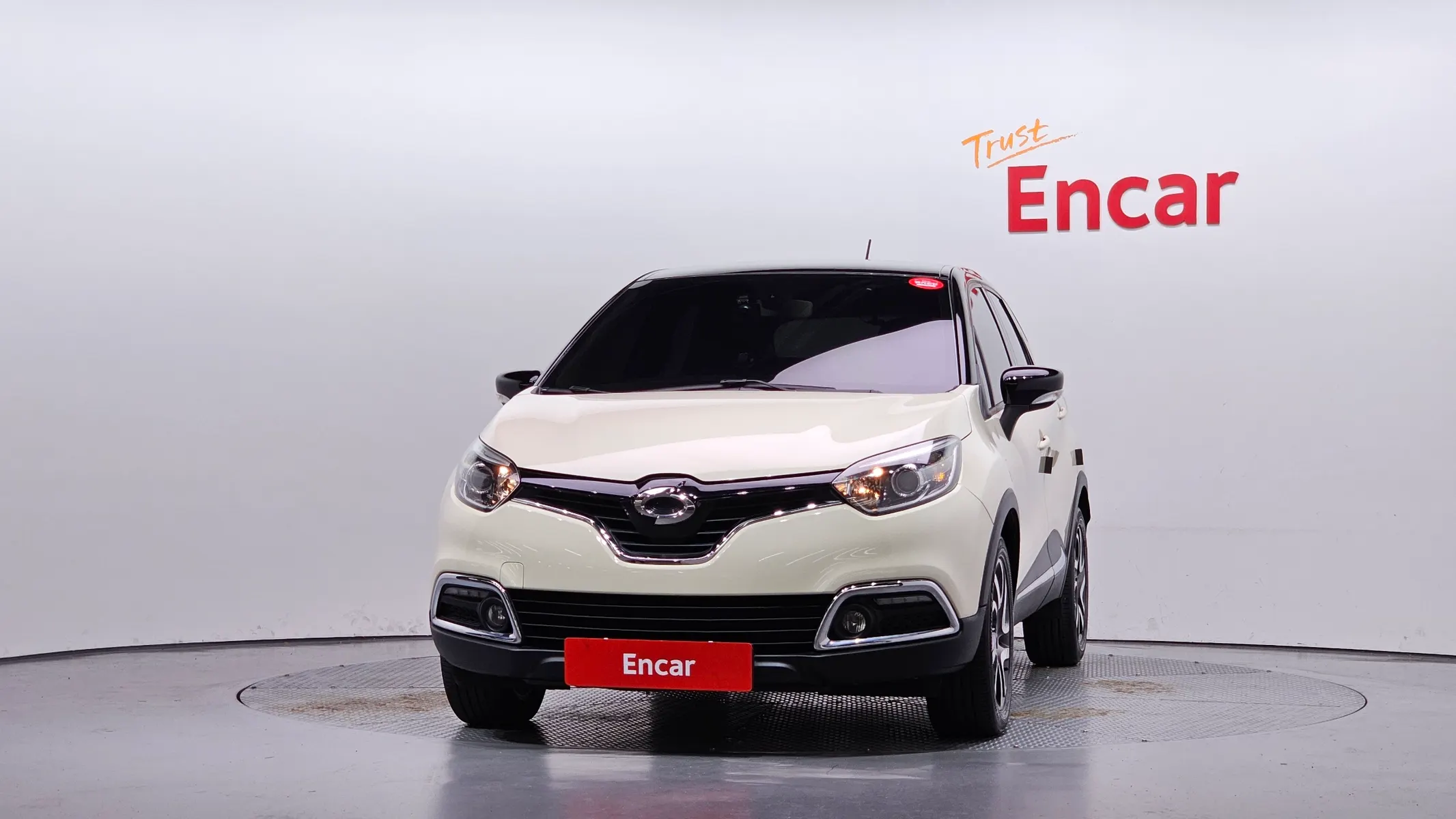 Renault Korea QM3 RE 2015 2/5