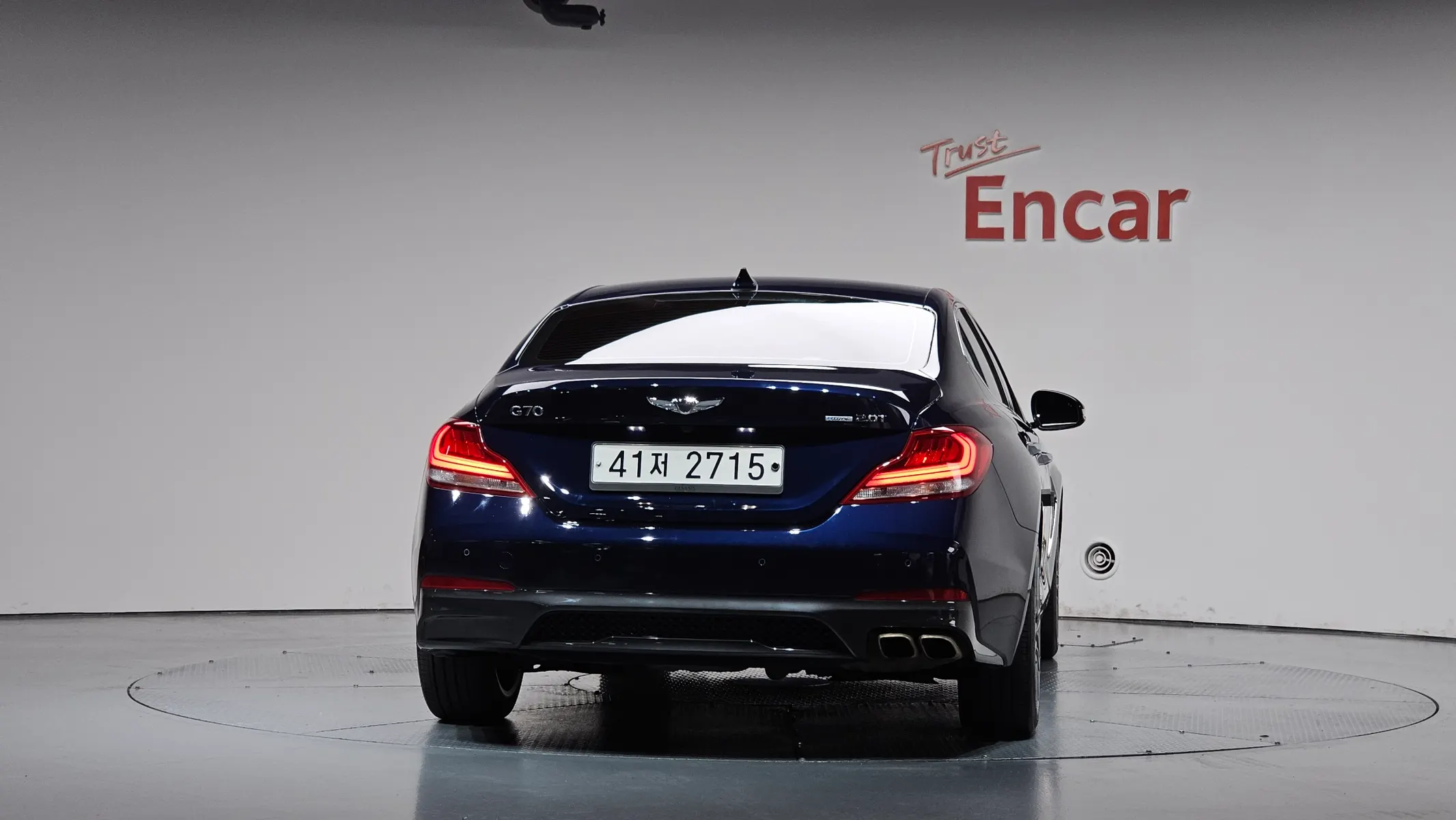 Genesis G70 2.0T AWD 2017 3/5