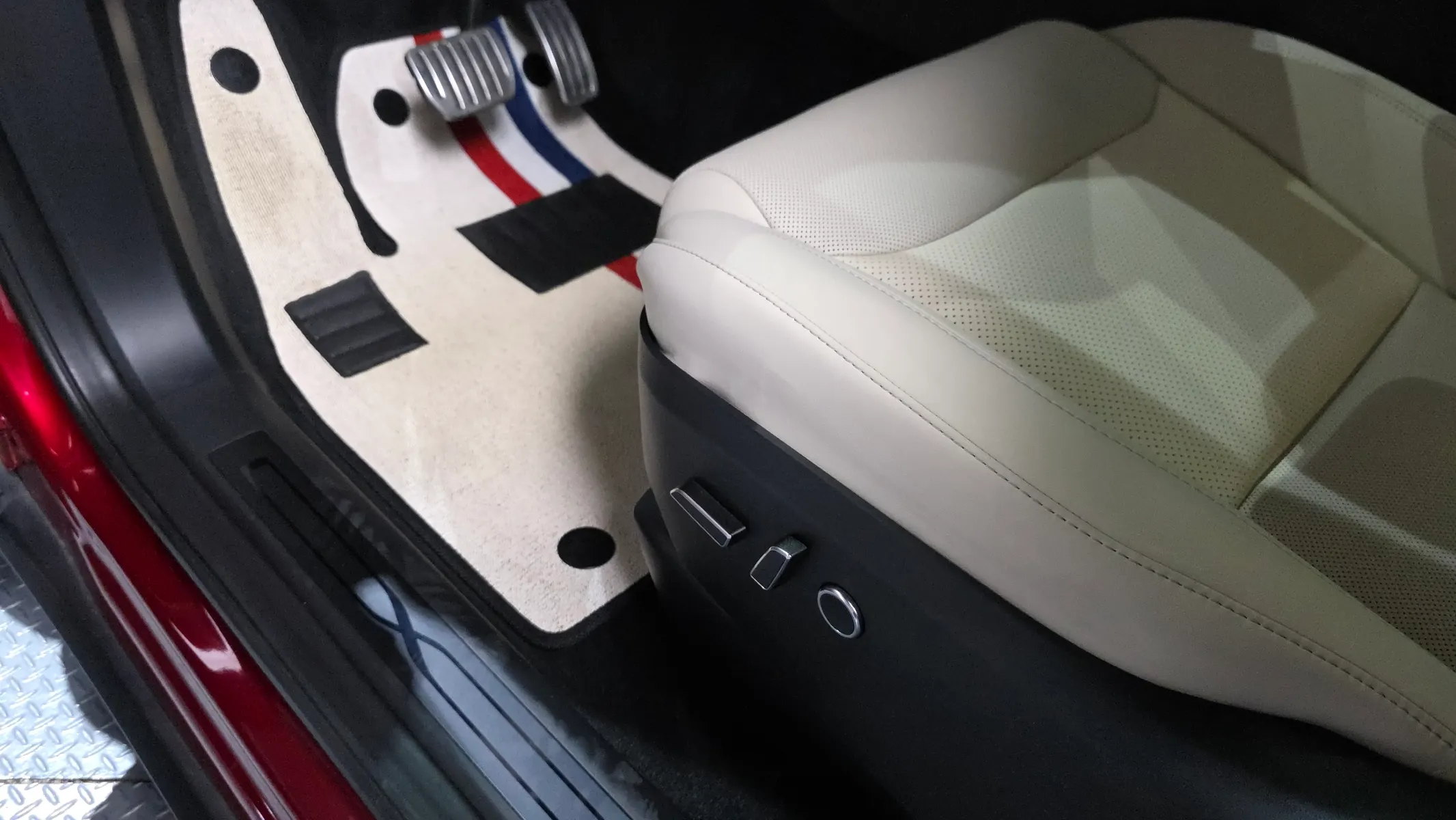 Tesla X AWD 2024 30/31