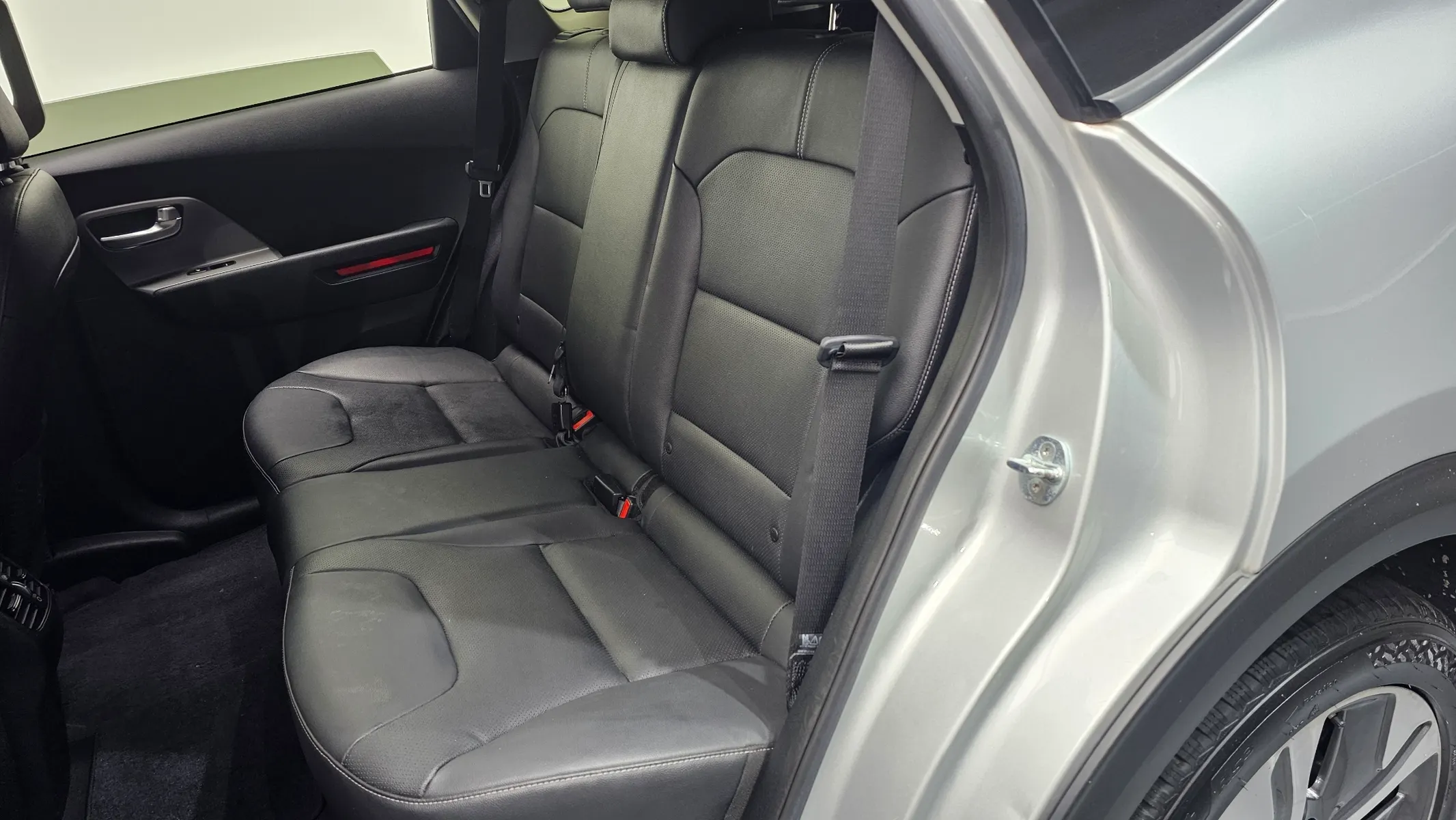 Kia 니로 플러스 2022 30/31