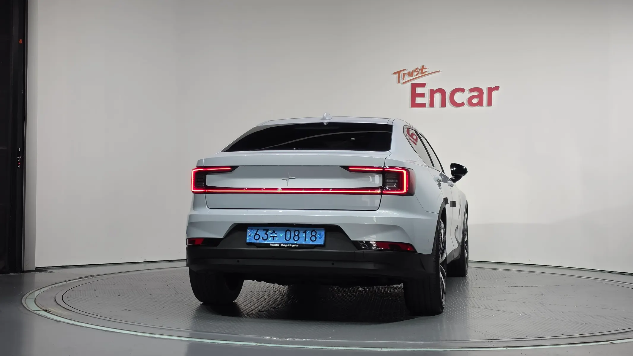 Polestar 2 2022 3/5