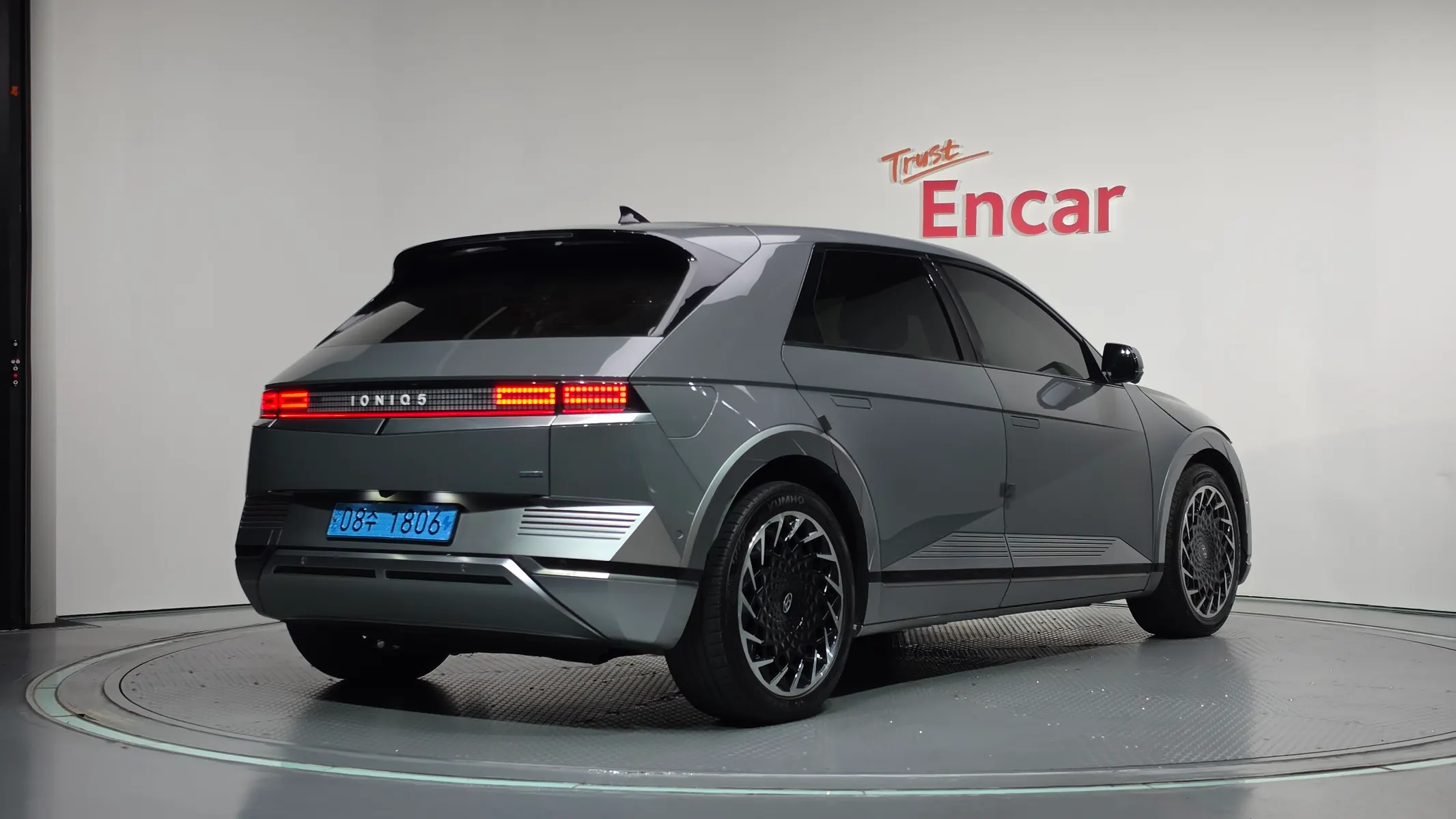 Hyundai Ioniq 5 AWD 2021 2/35