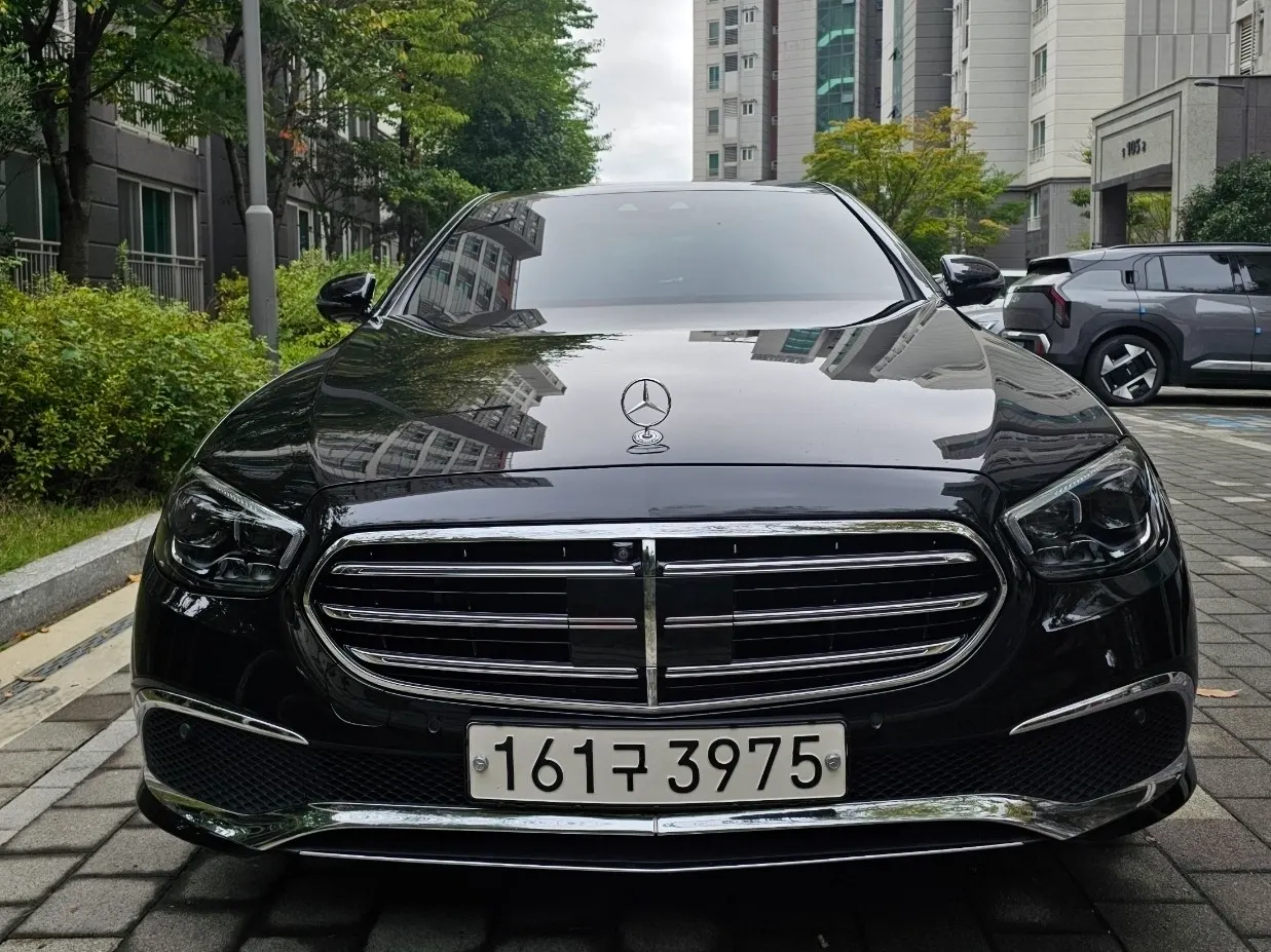 Mercedes-Benz E-Class W213 E300e 4MATIC 2022 3/21
