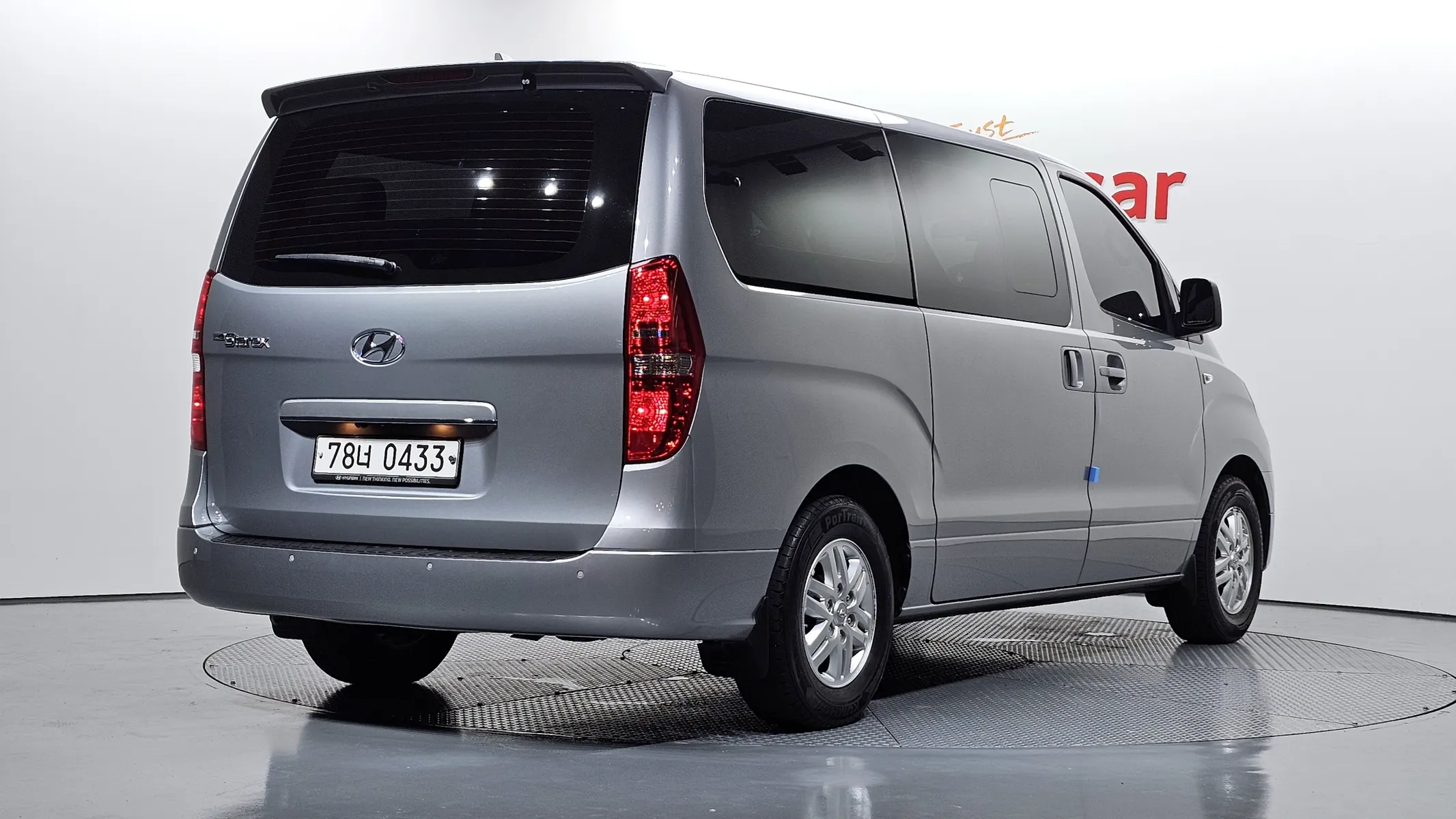 Hyundai Grand Starex 12 LPi 2017 2/31