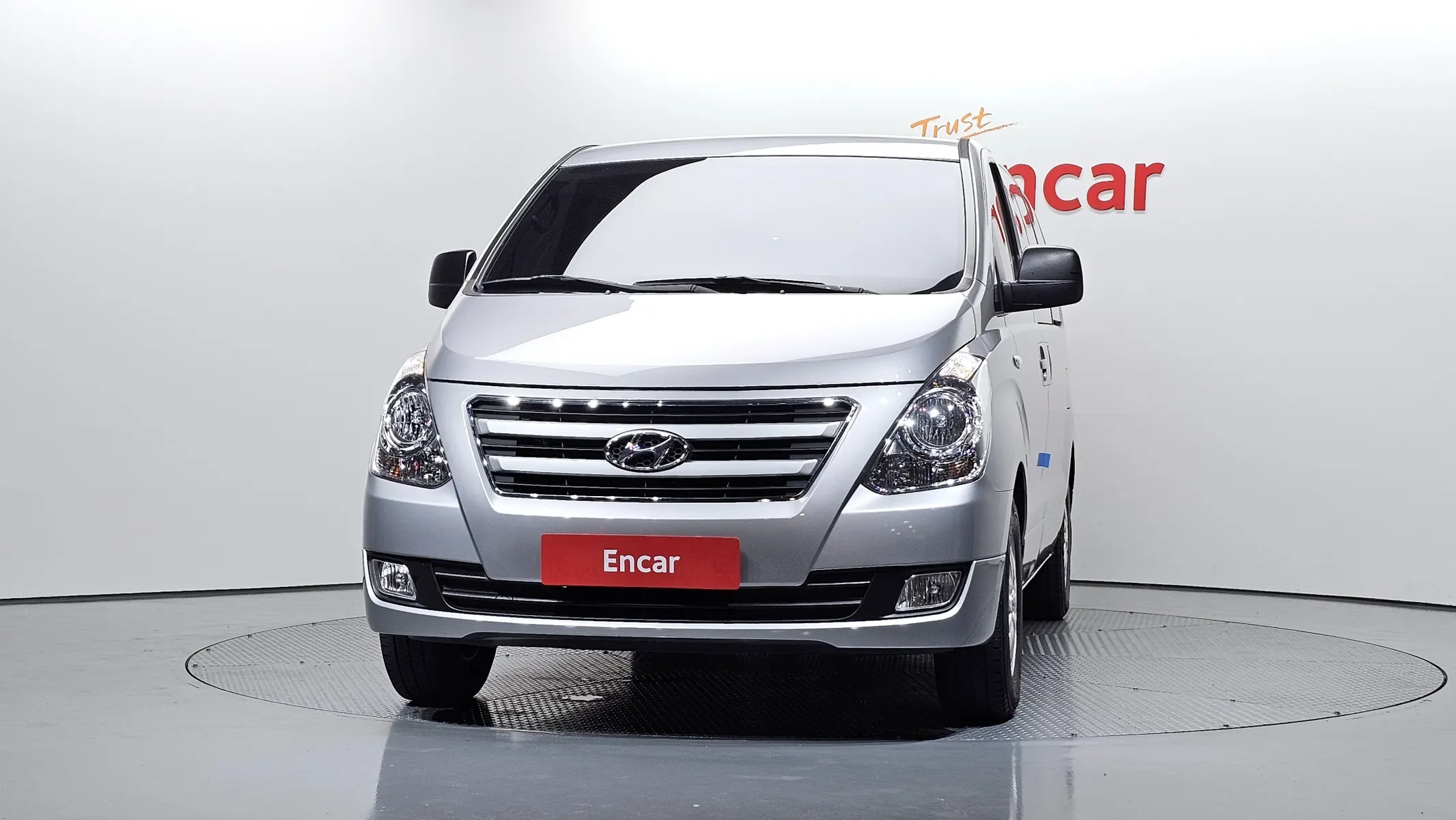 Hyundai Grand Starex 12 LPi 2017 3/31
