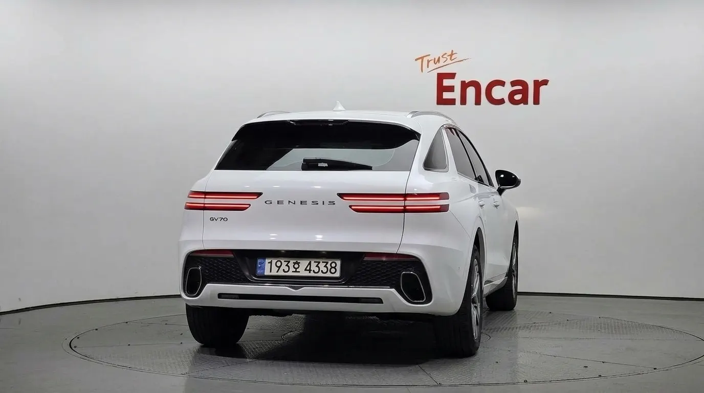 Genesis GV70 2.5T 2WD 2022 3/5