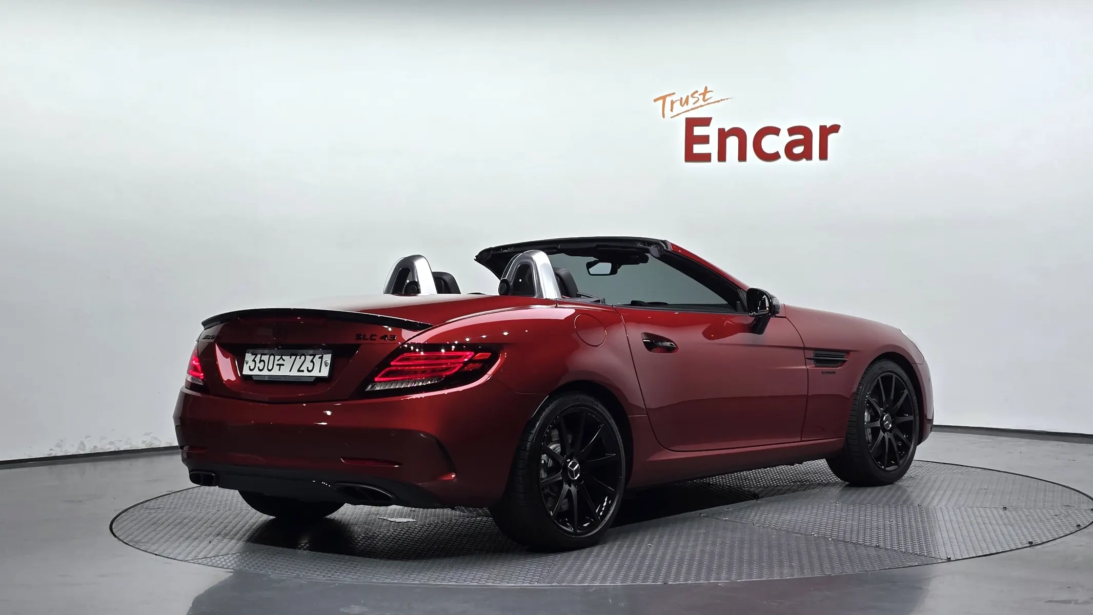 Mercedes-Benz SLC-Class R172 AMG SLC43 2017 2/21