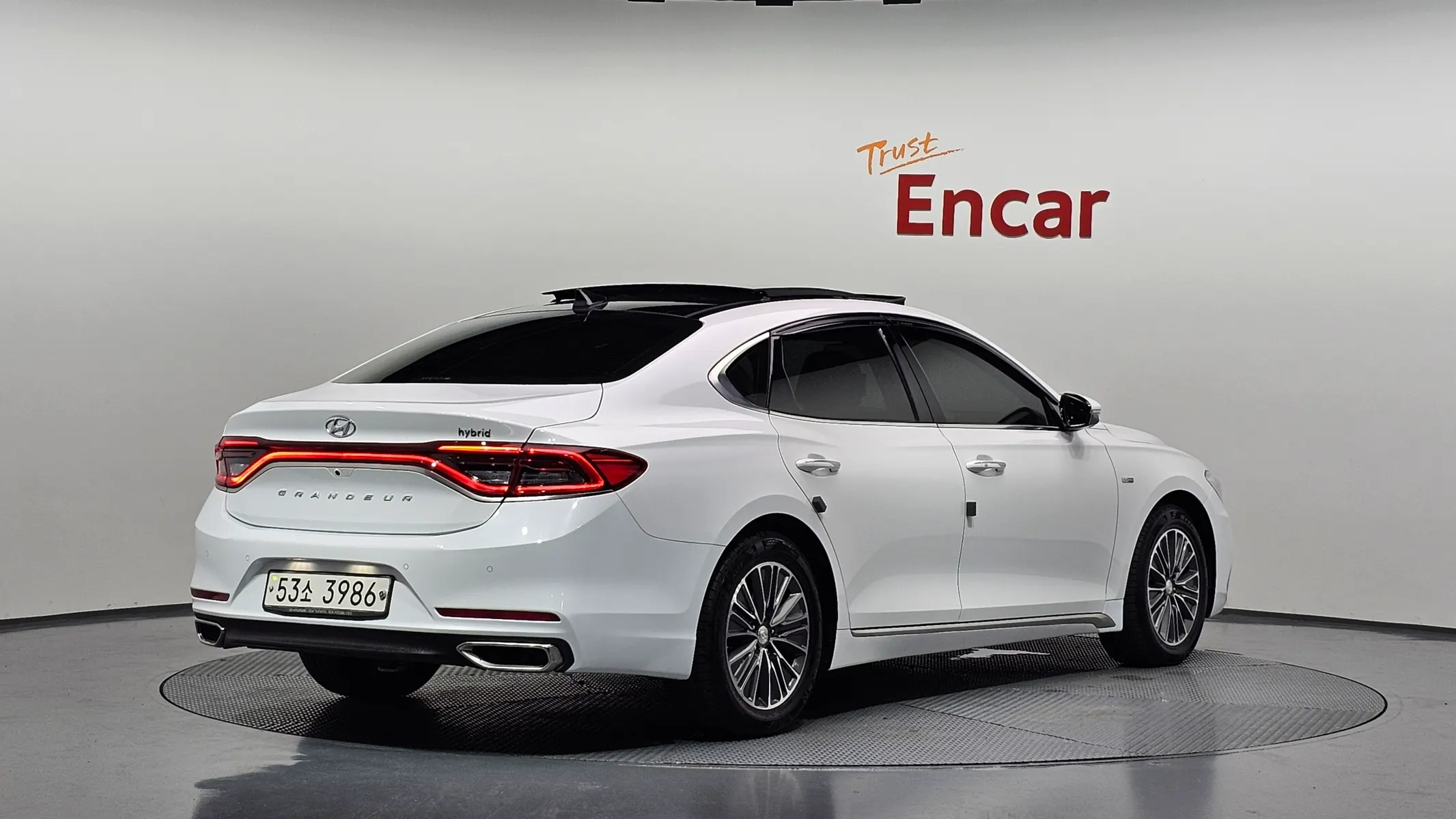 Hyundai IG 2019 2/39