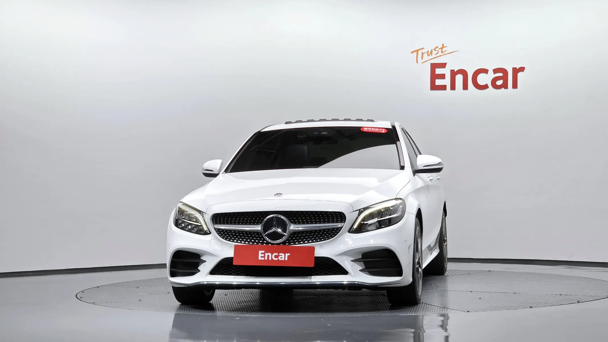 Mercedes-Benz C-Class W205 C220 d 4MATIC AMG Line 2019 2/34