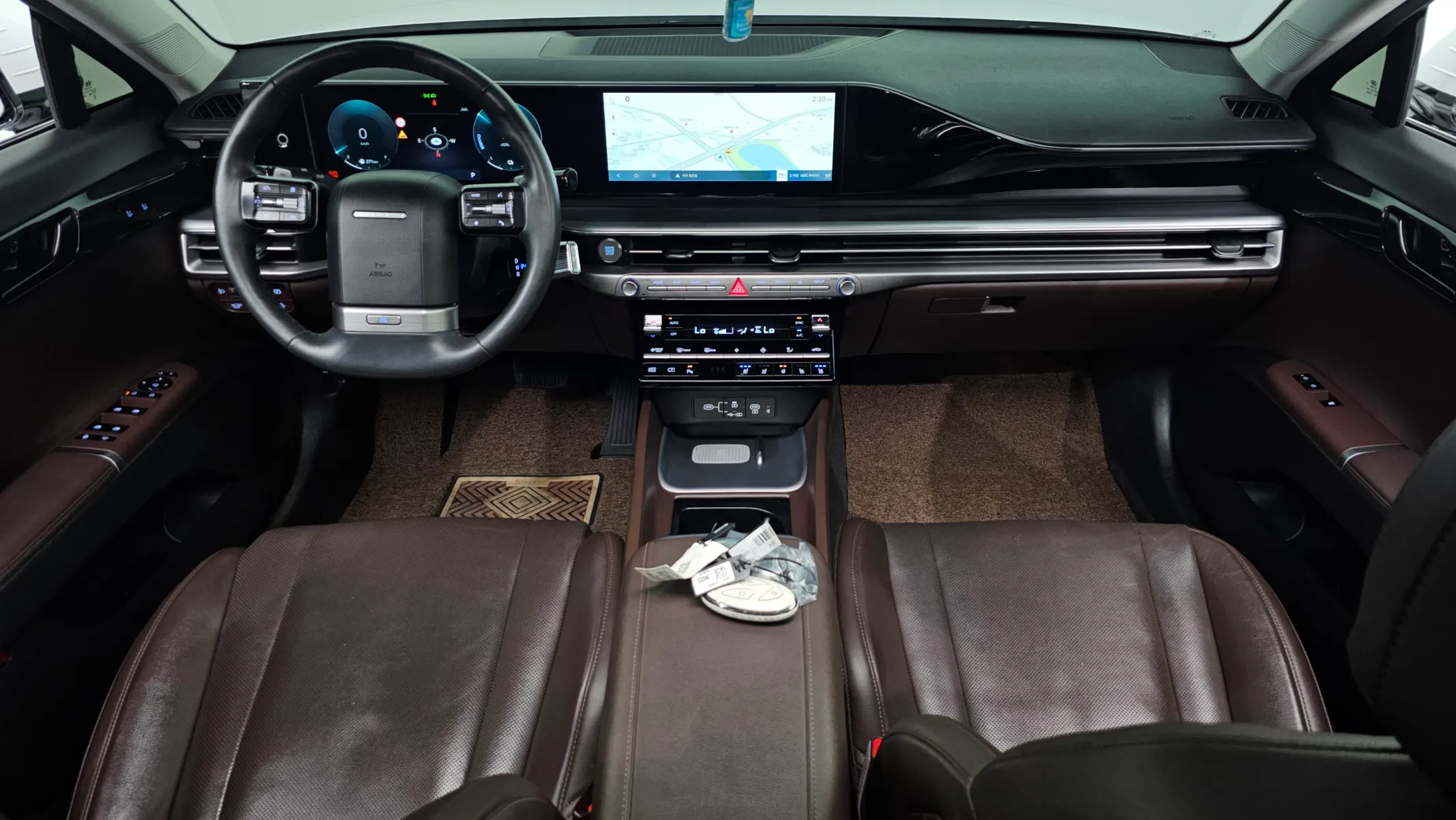 Hyundai (GN7) 2023 4/5