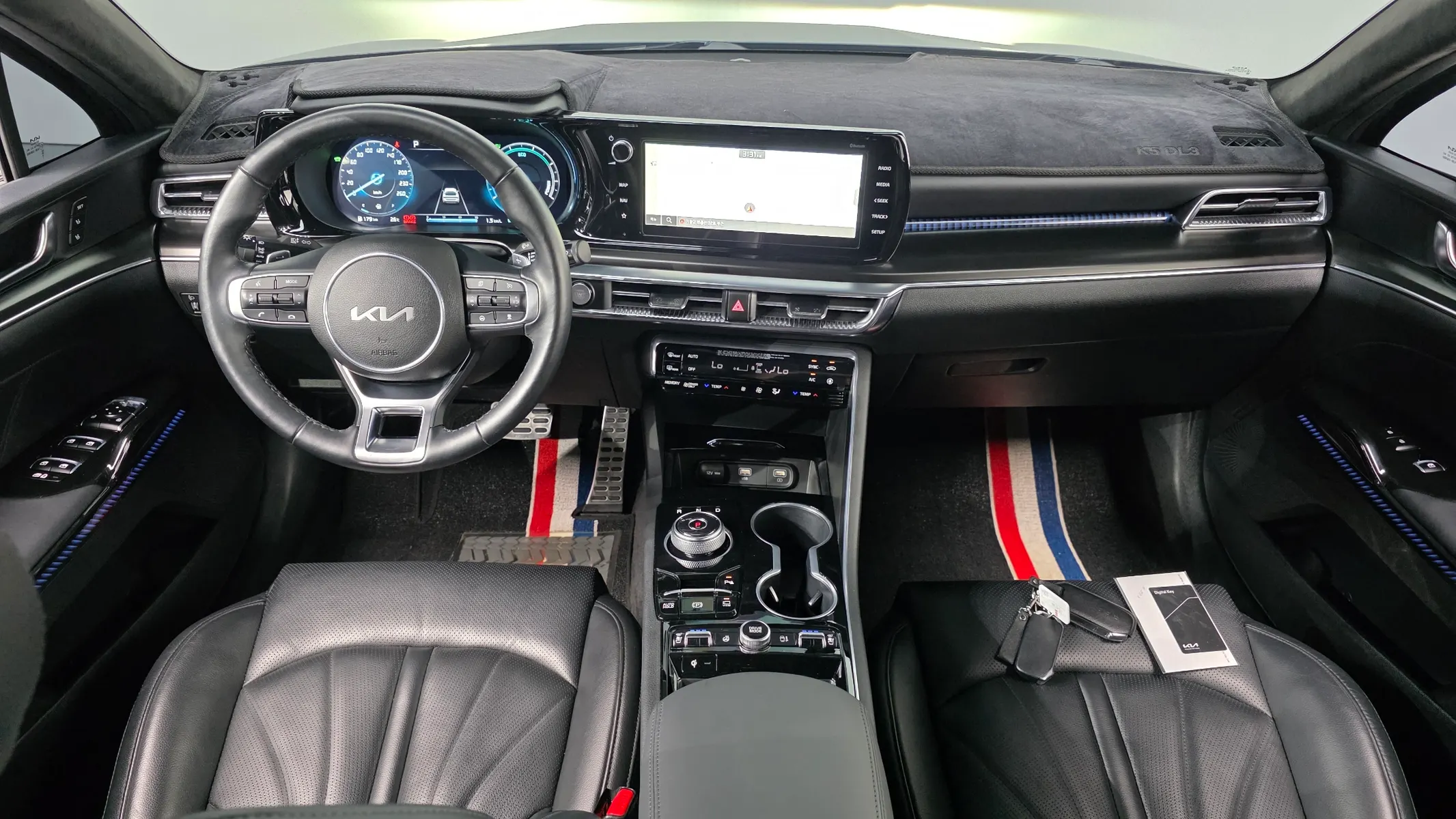 Kia K5 3 2023 4/5