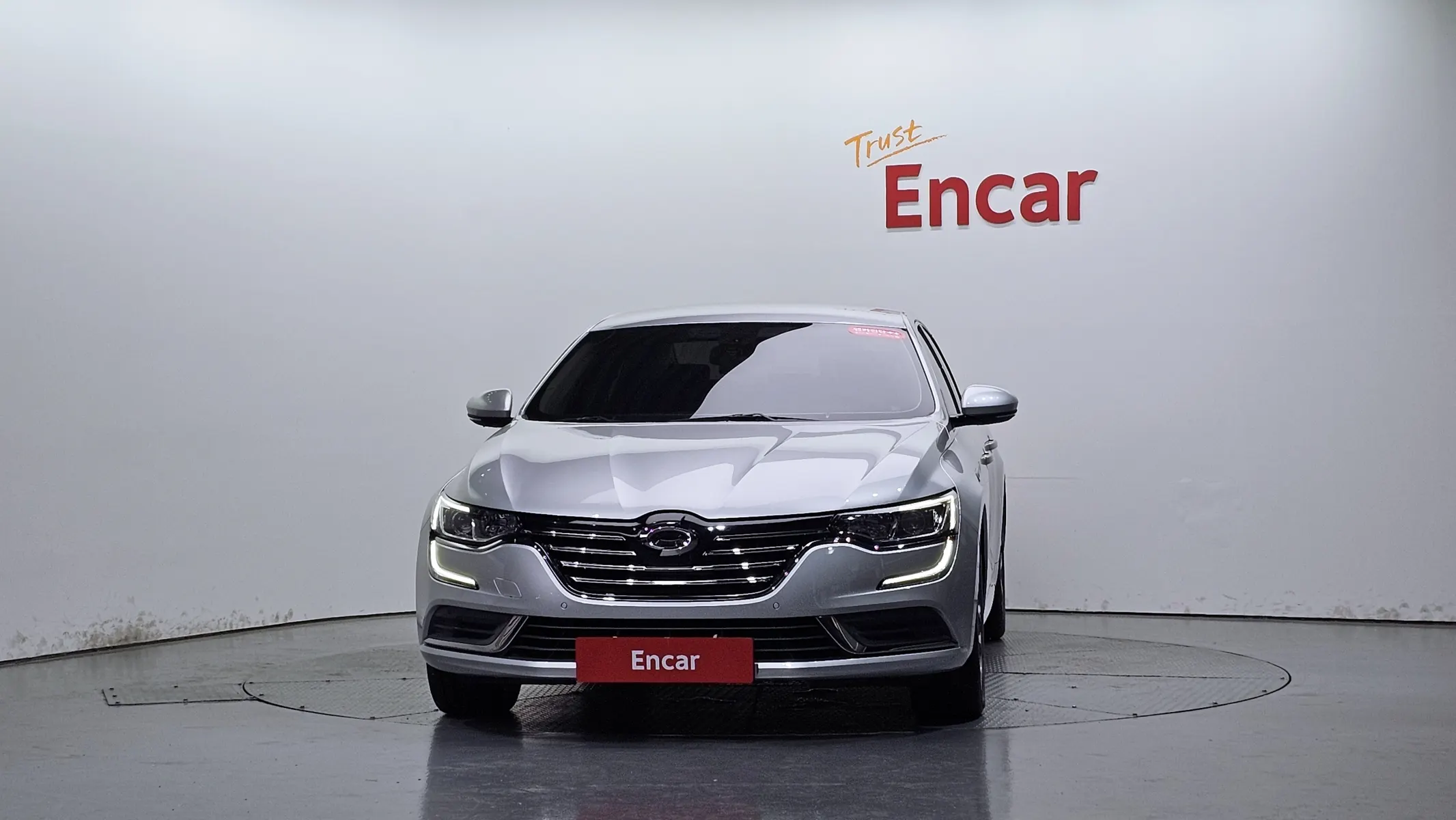 Renault Korea SM6 2.0 GDe RE 2017 2/5