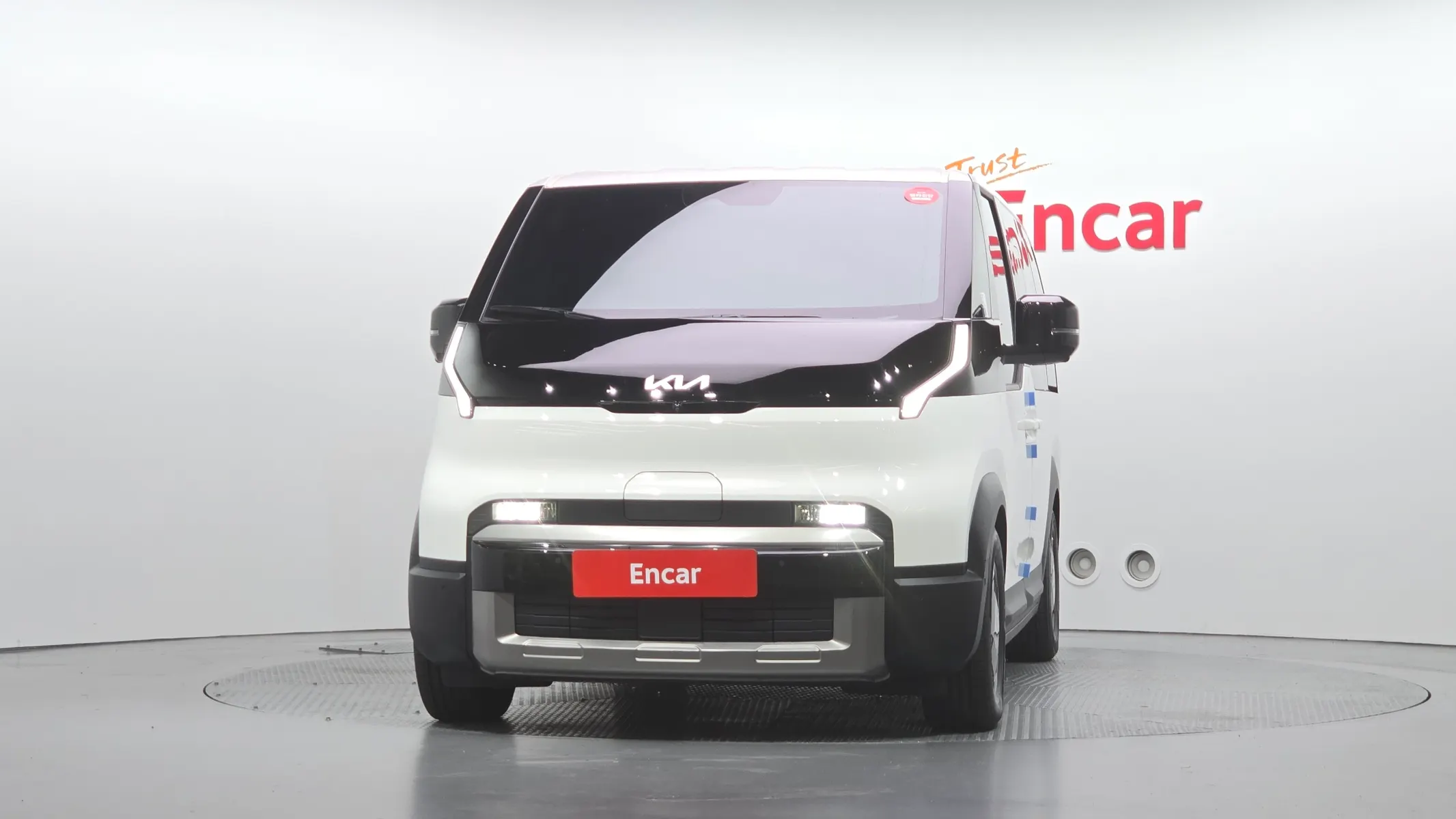 Kia PV5 2026 2/5