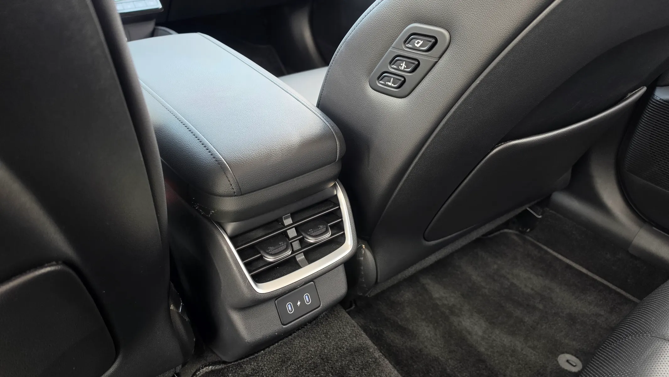 Hyundai (GN7) 2.5 2WD 2023 31/32
