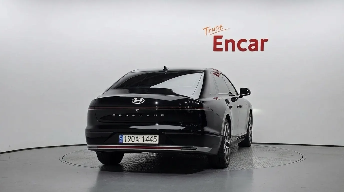 Hyundai (GN7) 2023 3/5