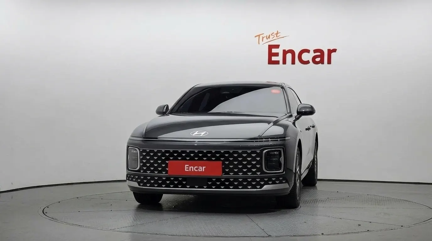 Hyundai (GN7) 2023 2/5