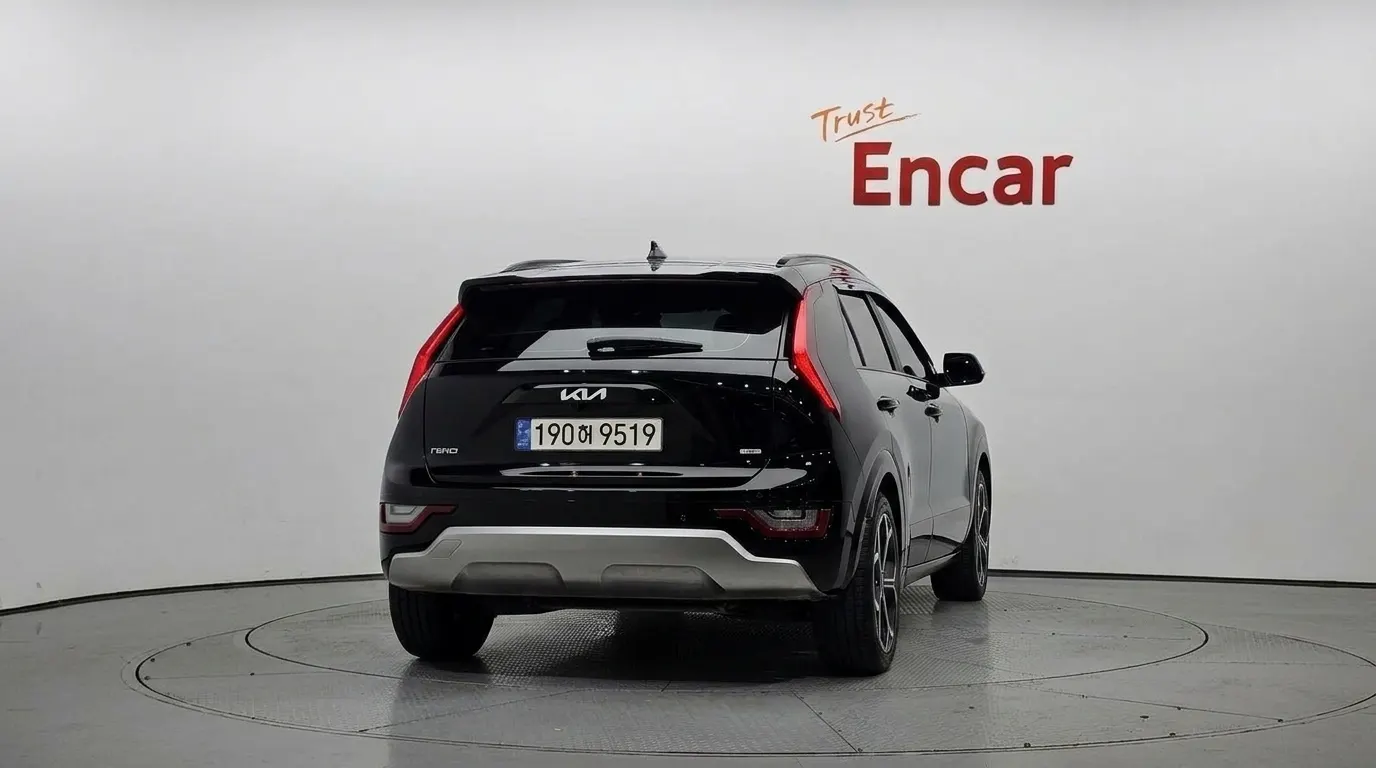 Kia 디 니로 2022 3/5