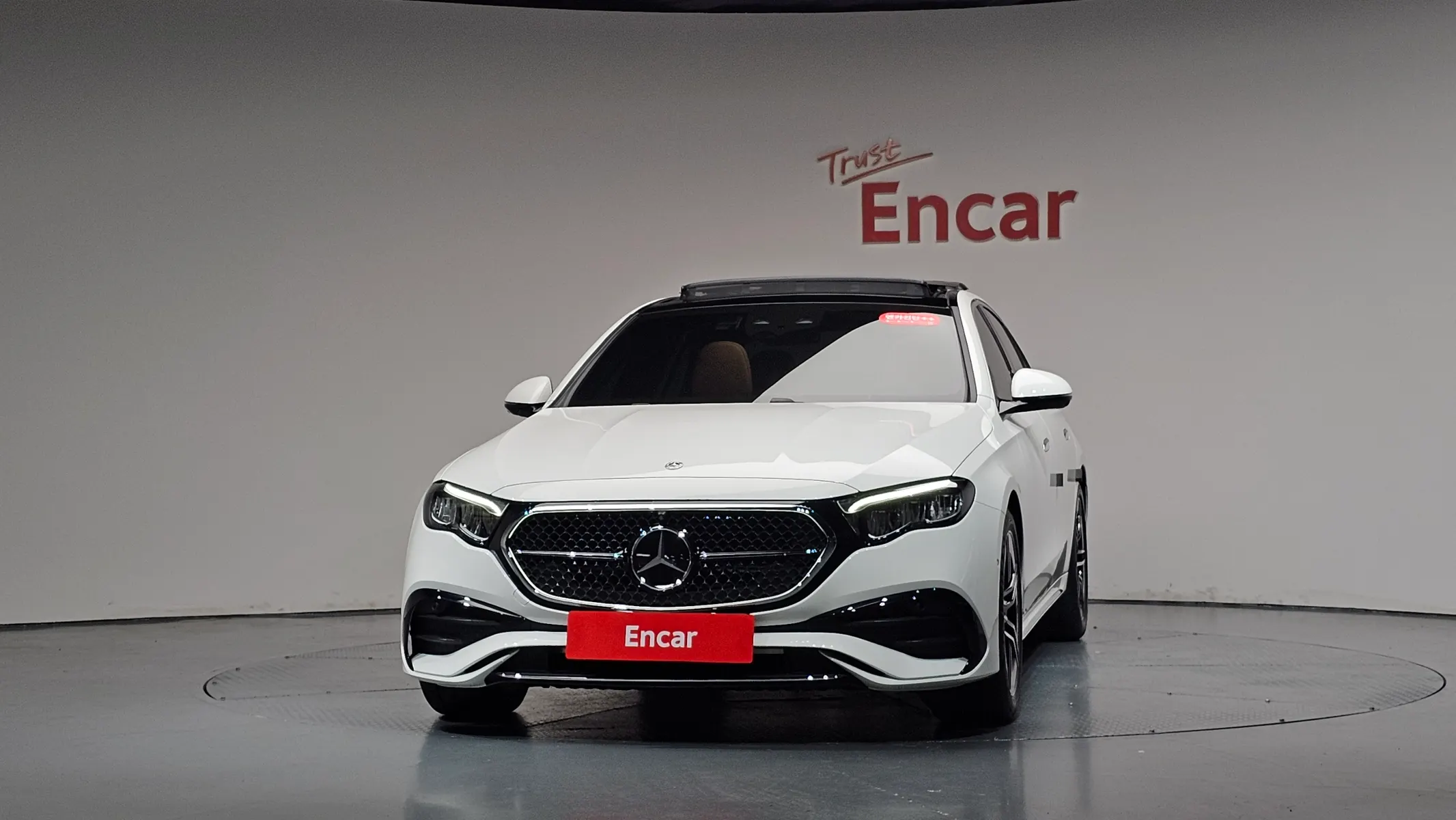 Mercedes-Benz E-Class W214 E200 AMG Line 2025 2/39