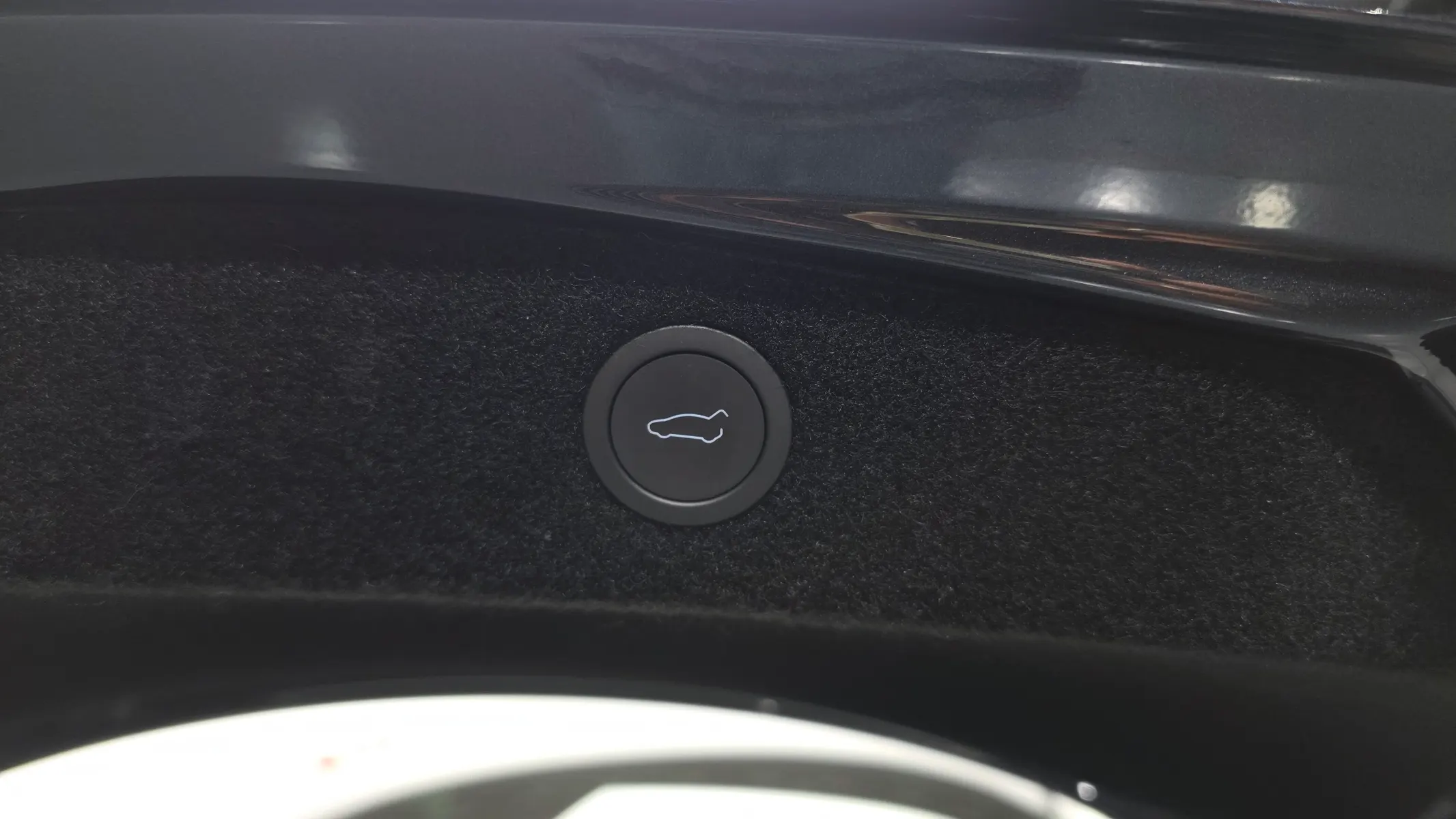 Tesla 3 AWD 2024 32/33