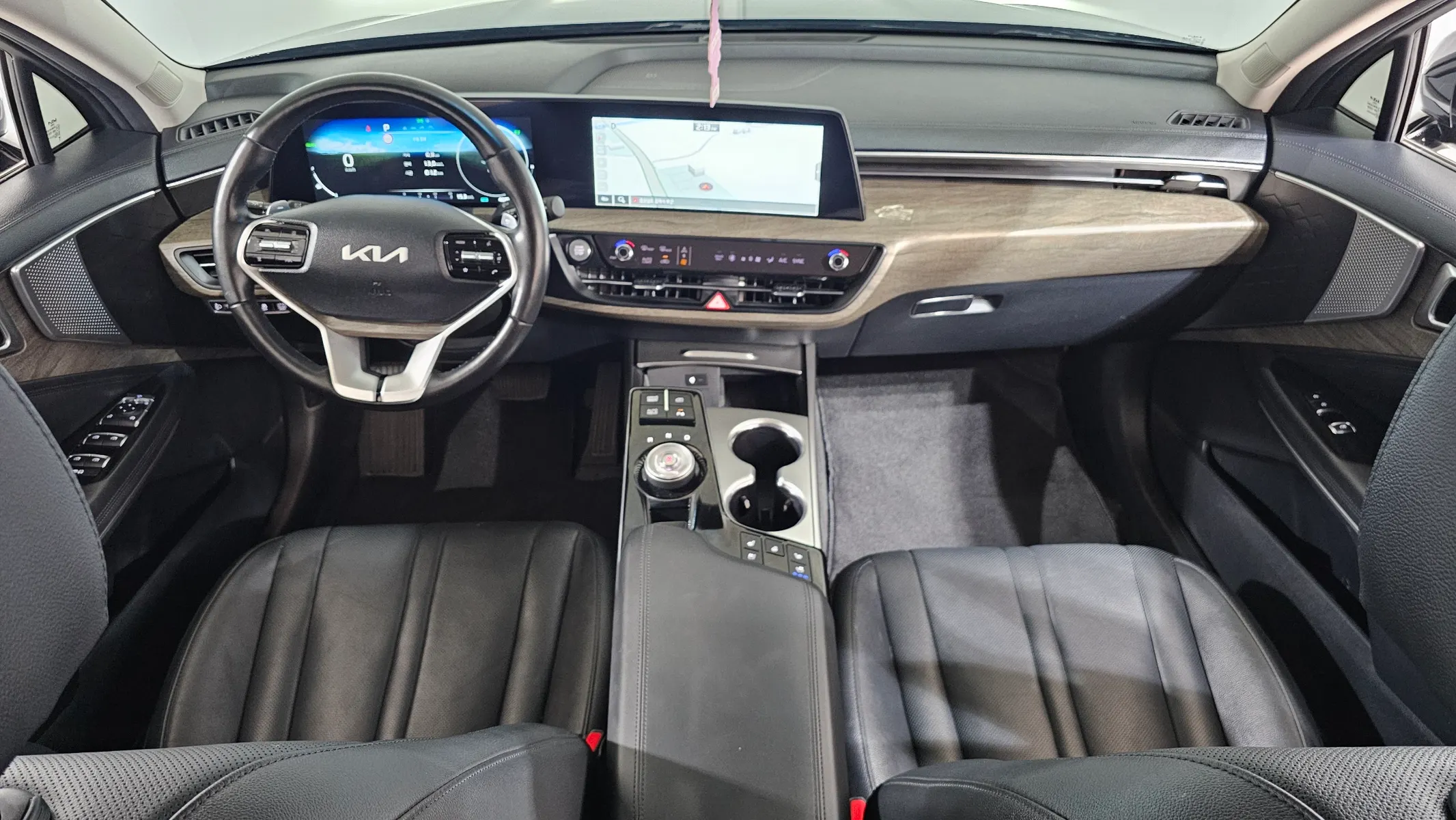Kia K8 2023 4/5